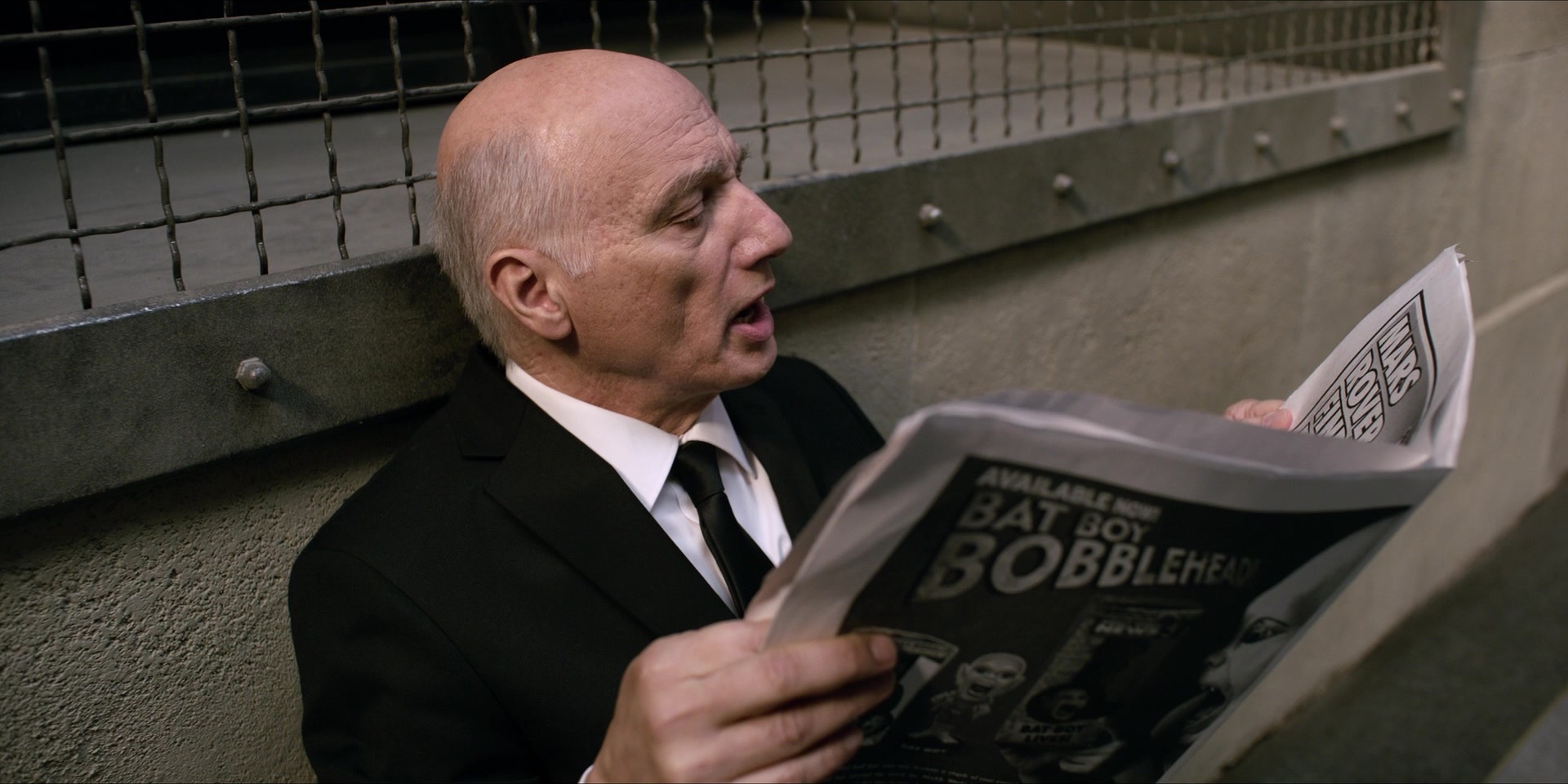 Men in Black International (2019), wide, 2.00:1 — film still