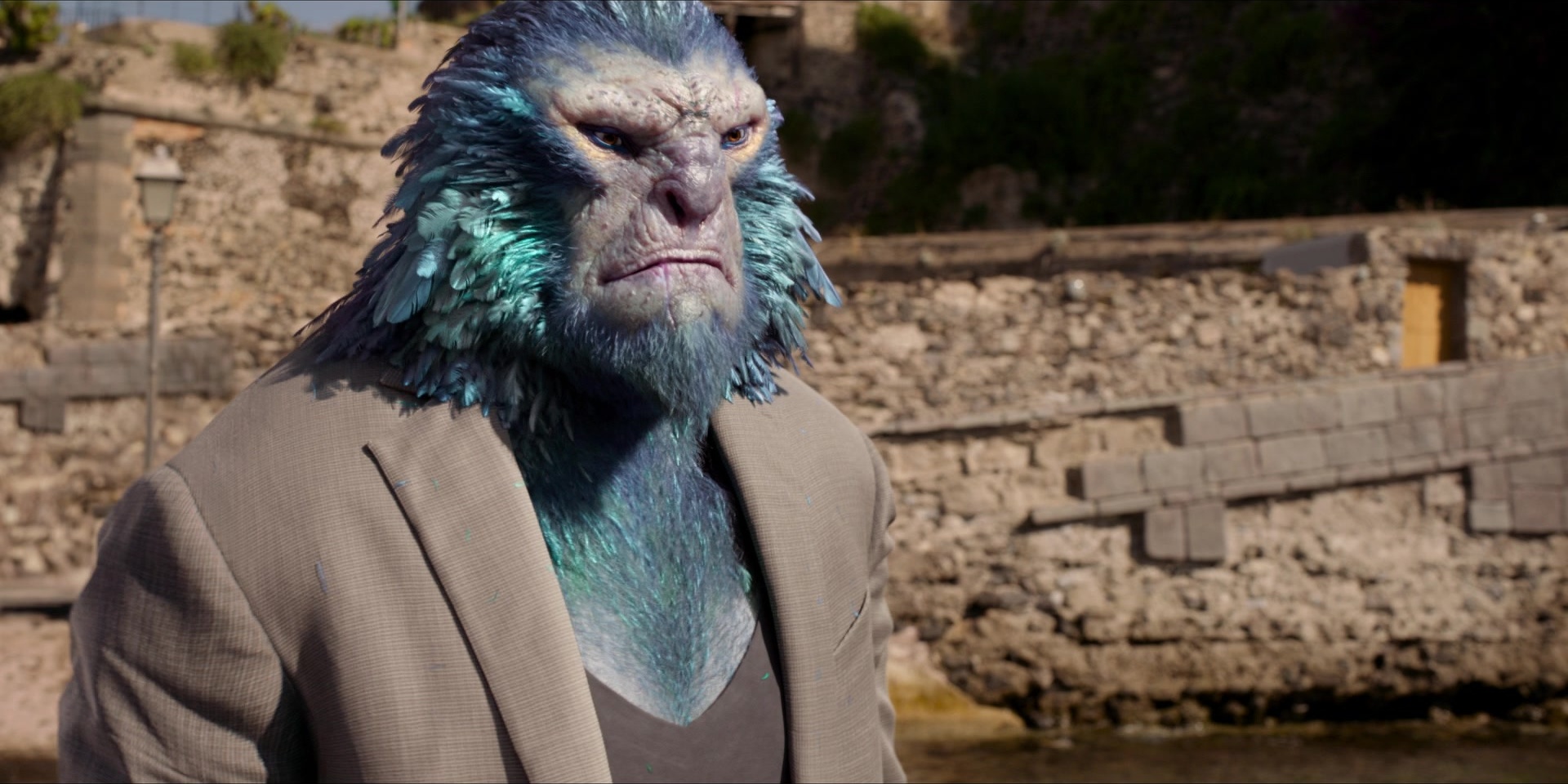 Men in Black International (2019), wide, 2.00:1 — film still
