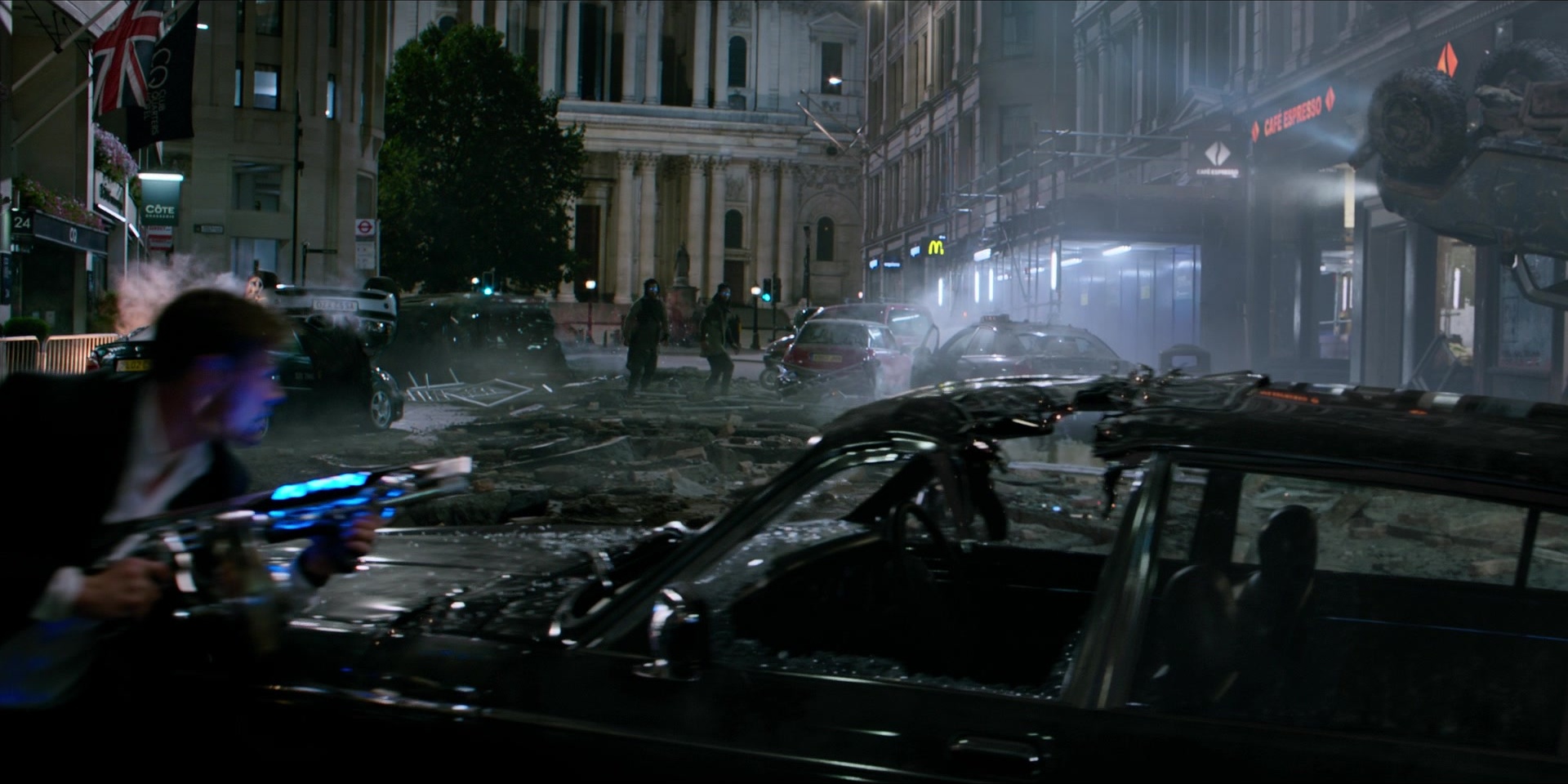 Men in Black International (2019), wide, 2.00:1 — film still