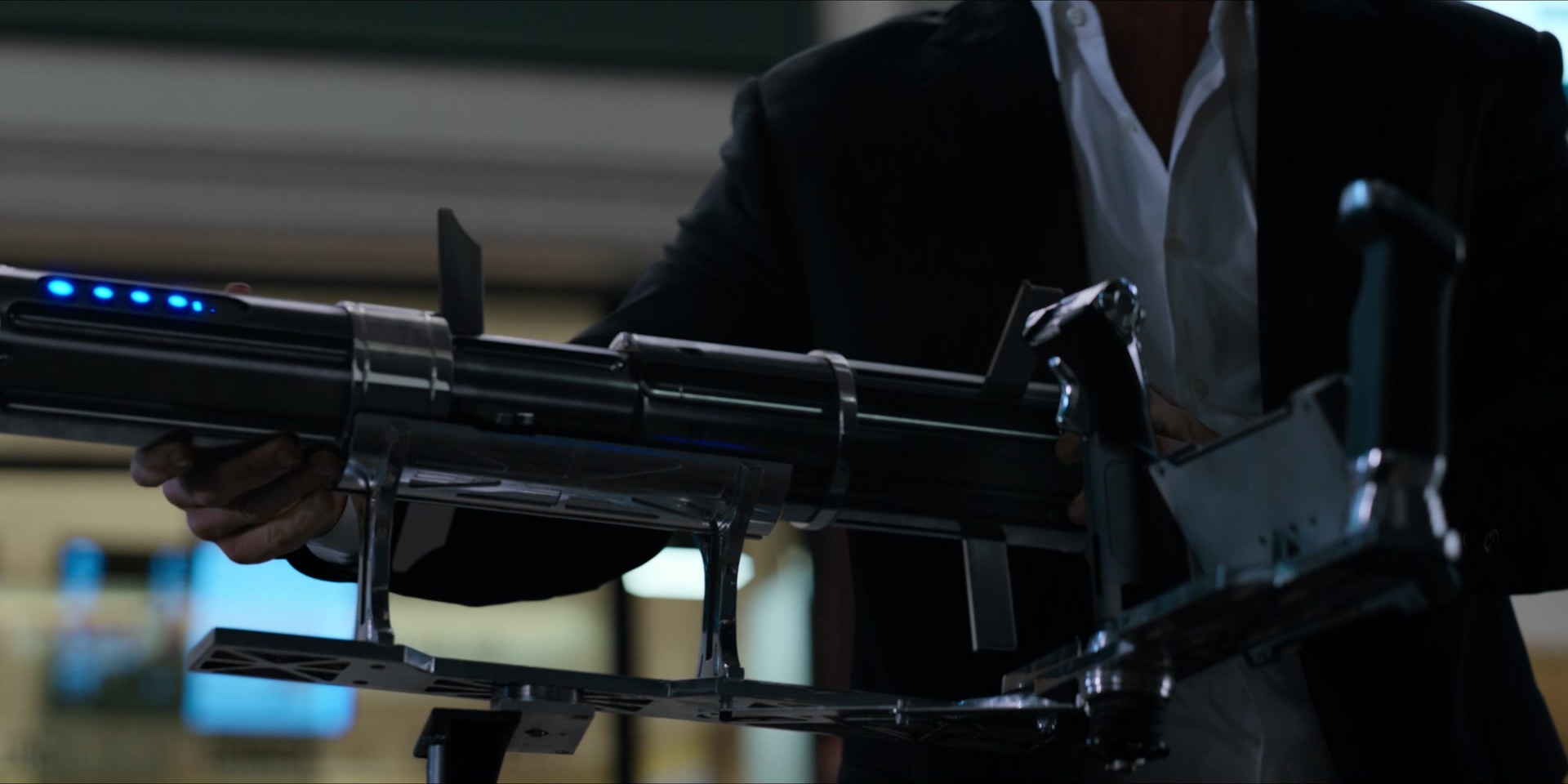 Men in Black International (2019), wide, 2.00:1 — film still