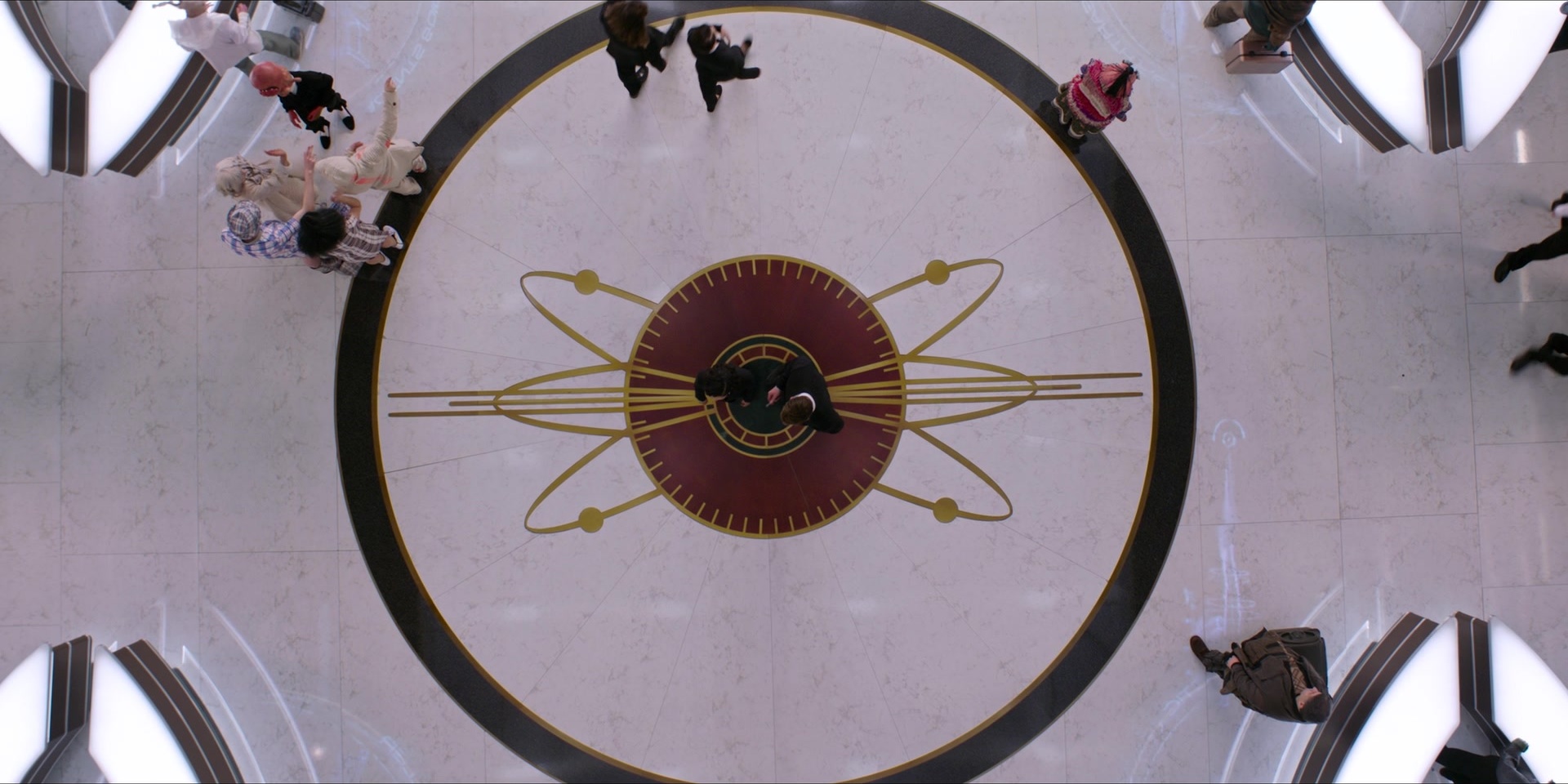 Men in Black International (2019), medium, 2.00:1 — film still