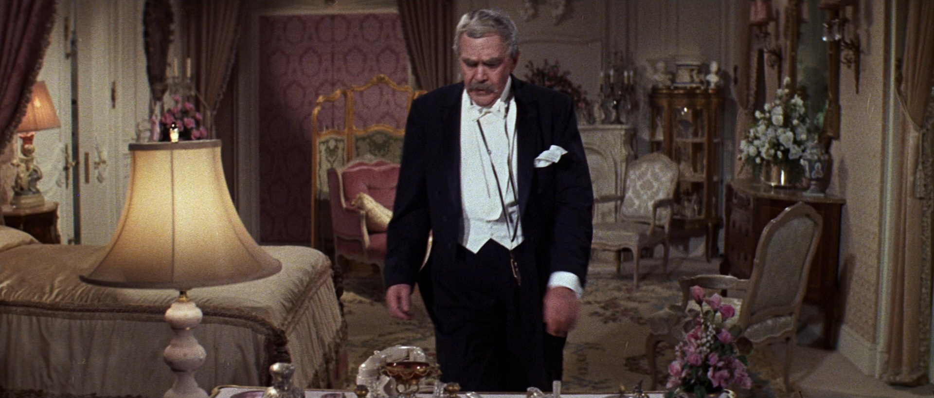 Pocketful of Miracles (1961), wide, 2.35:1 — film still