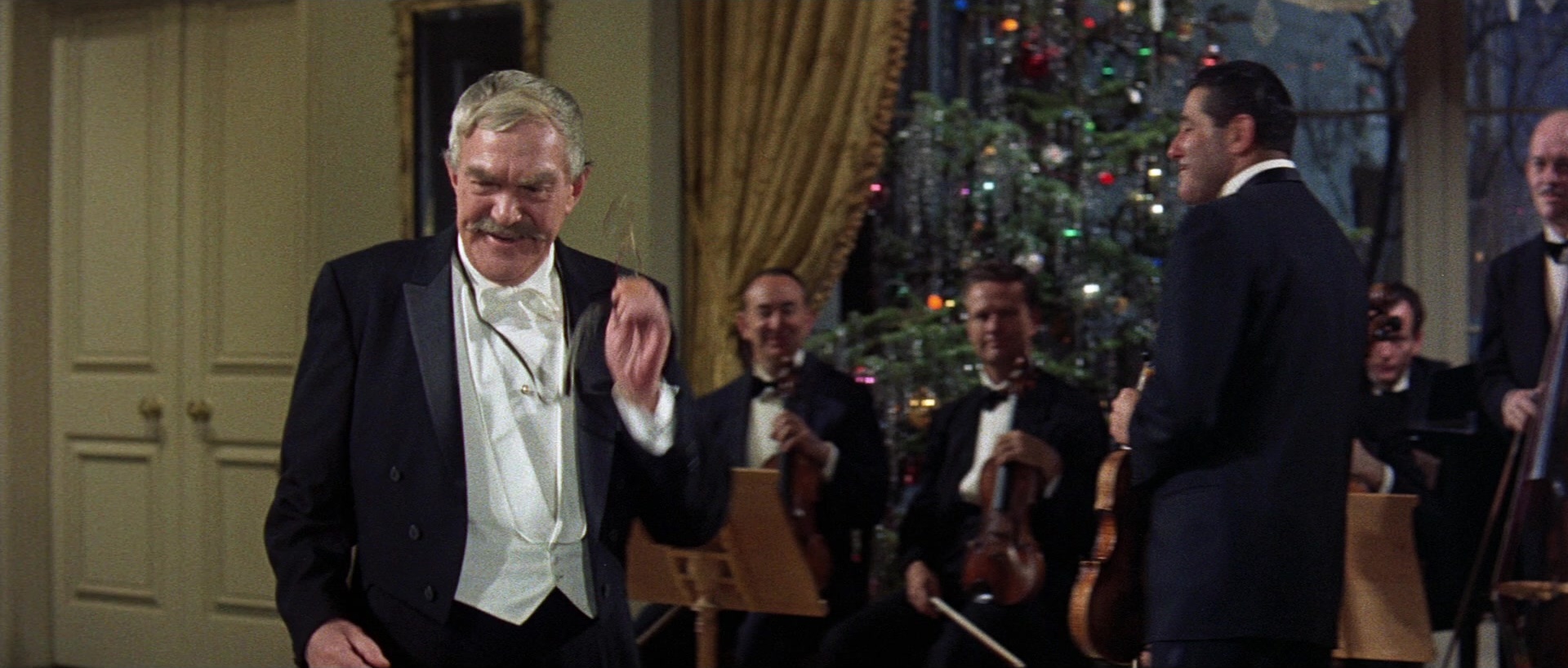 Pocketful of Miracles (1961), wide, 2.35:1 — film still