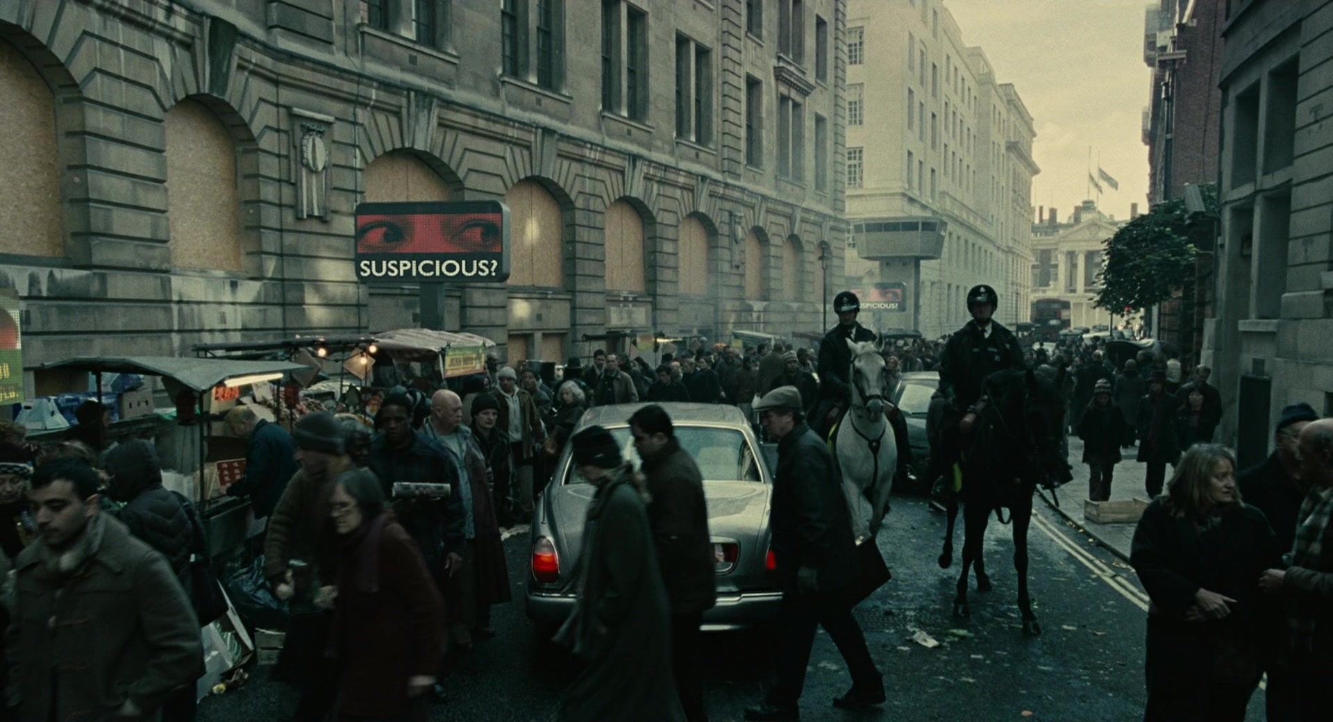 Children of Men (2006), wide, 1.85:1 — film still