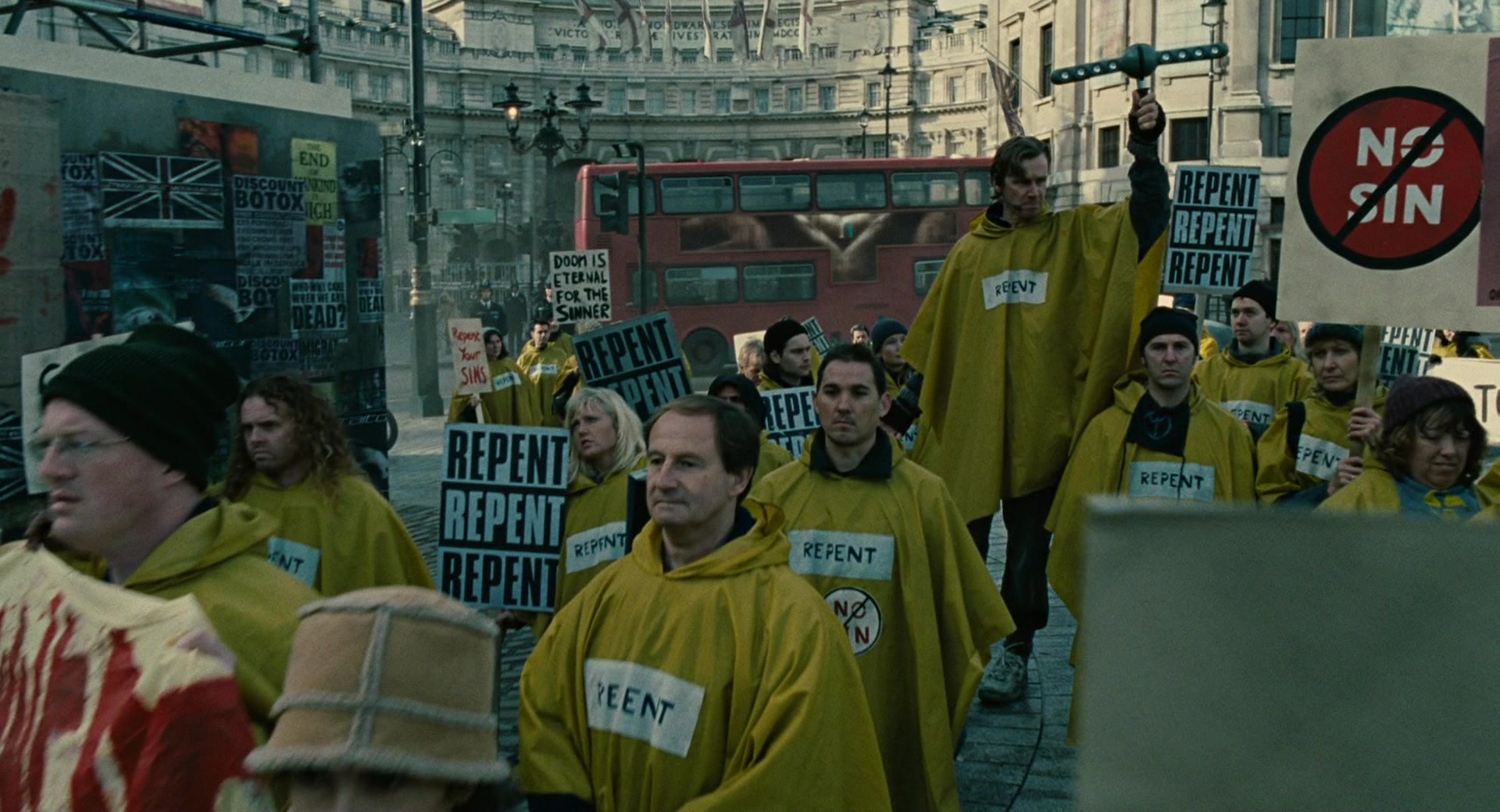 Children of Men (2006), wide, 1.85:1 — film still