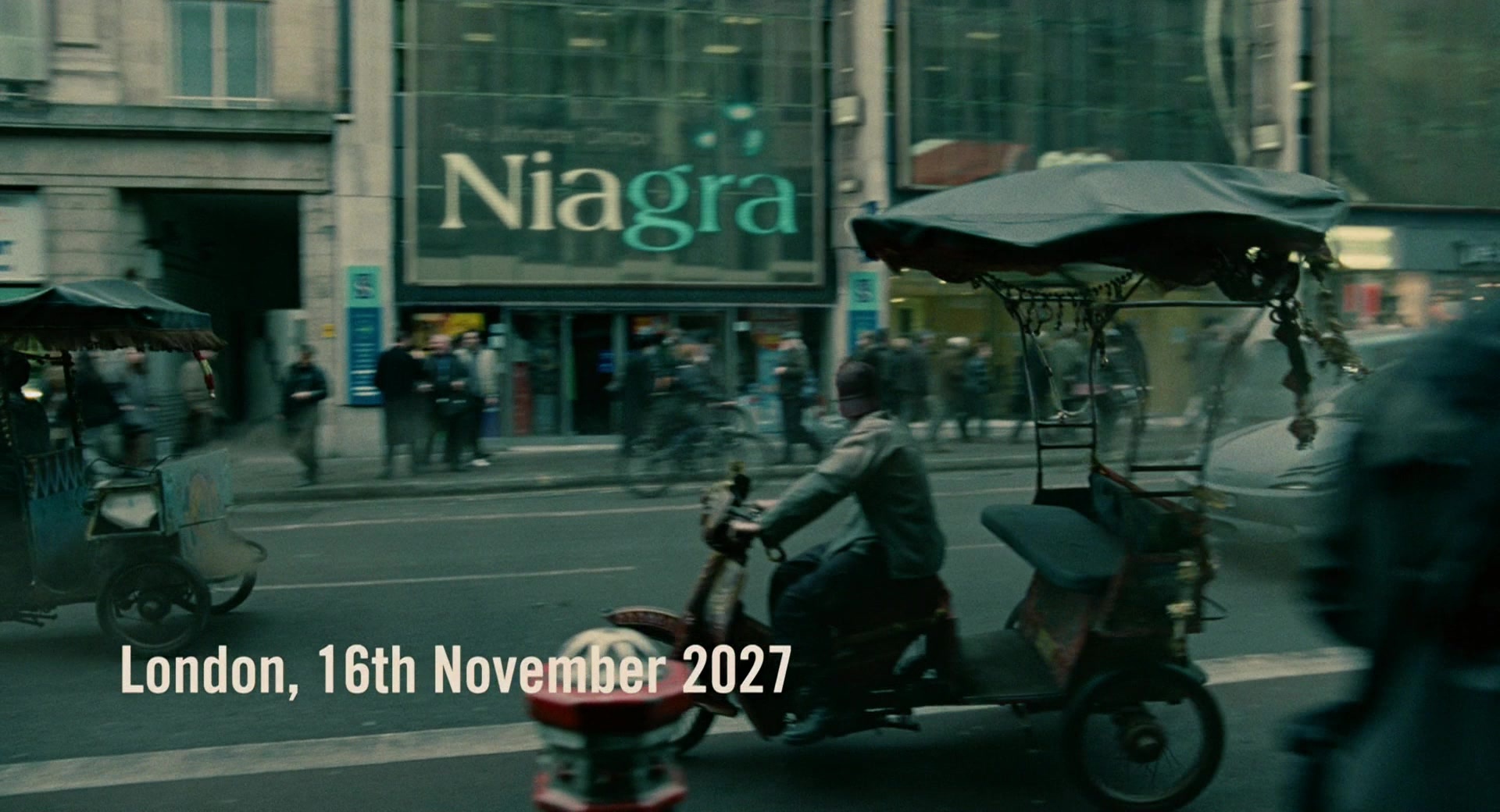 Children of Men (2006), wide, 1.85:1 — film still
