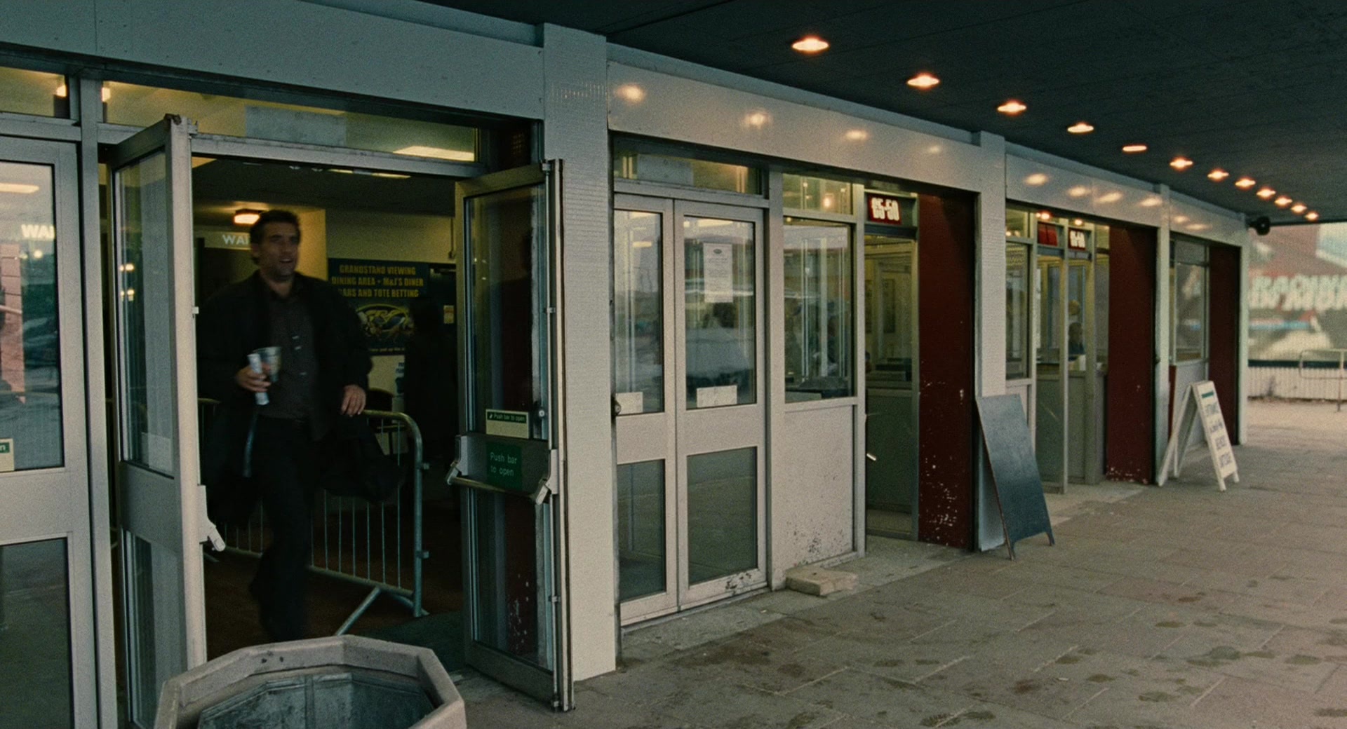 Children of Men (2006), wide, 1.85:1 — film still