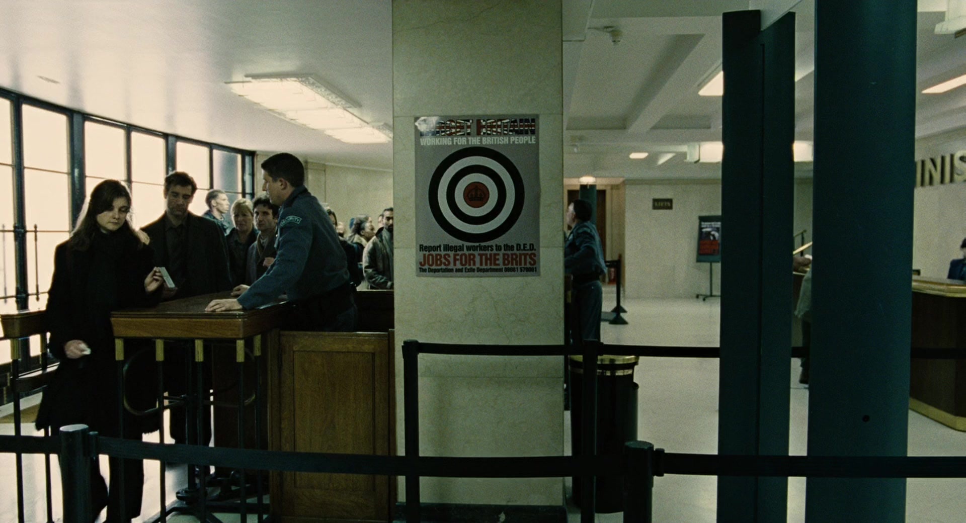 Children of Men (2006), wide, 1.85:1 — film still