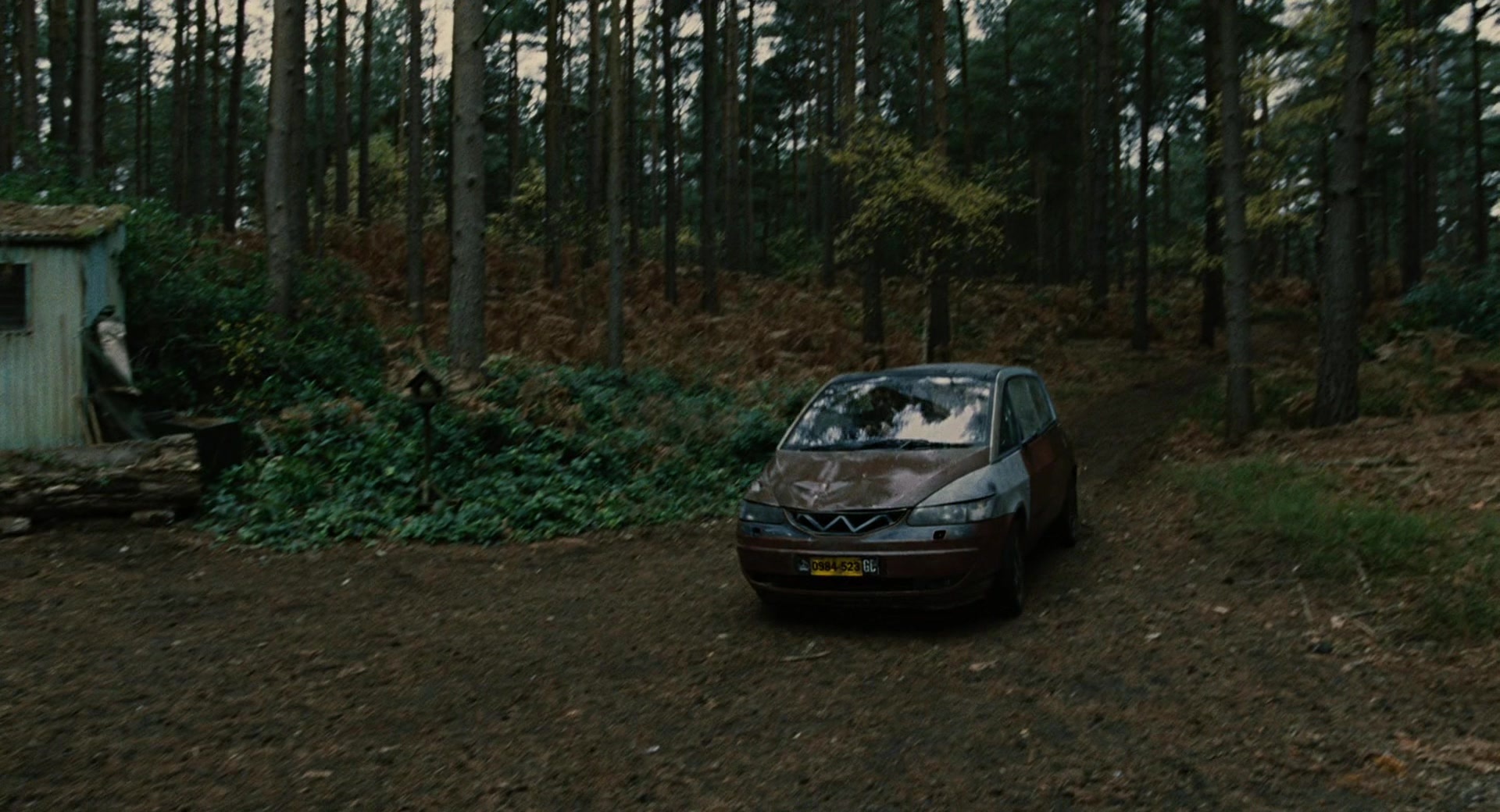 Children of Men (2006), wide, 1.85:1 — film still