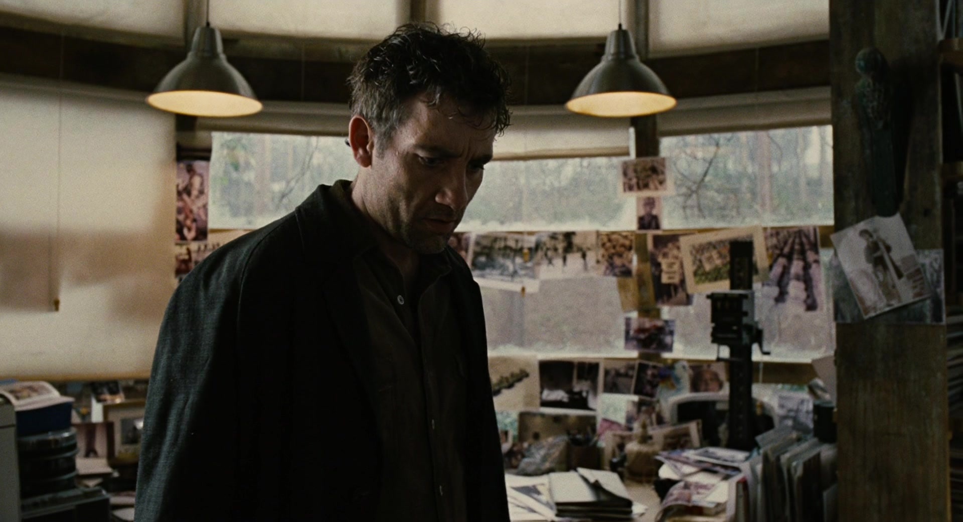 Children of Men (2006), wide, 1.85:1 — film still