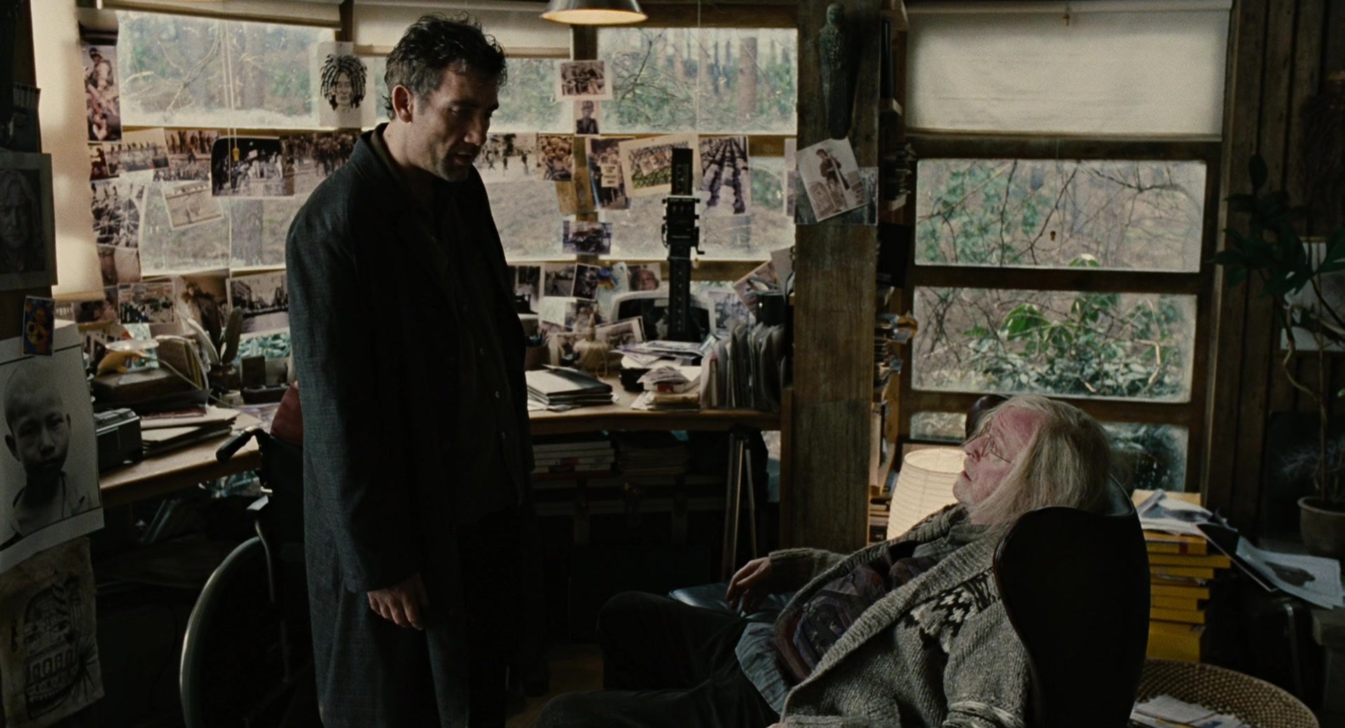 Children of Men (2006), wide, 1.85:1 — film still