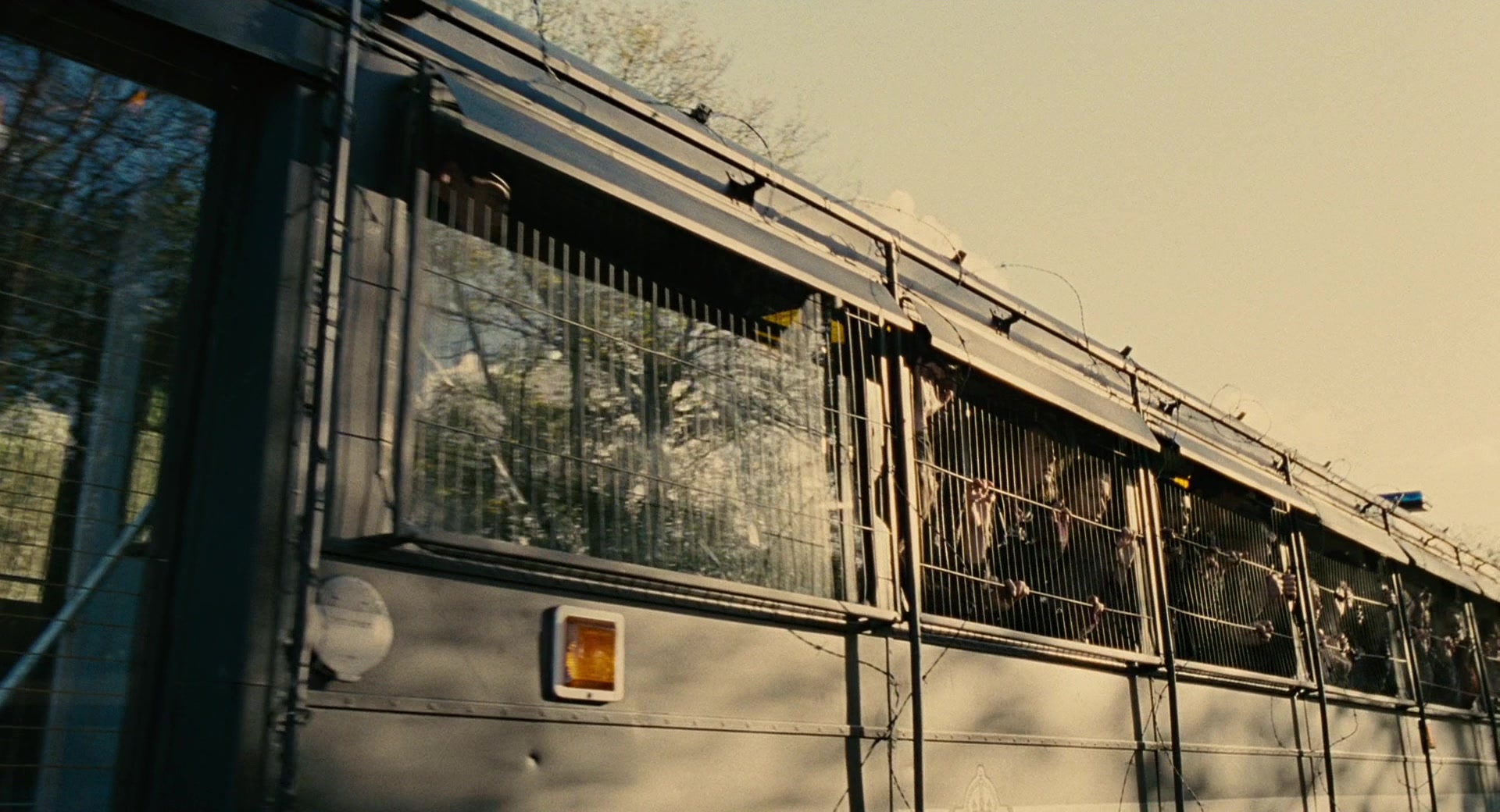 Children of Men (2006), unknown, 1.85:1 — film still