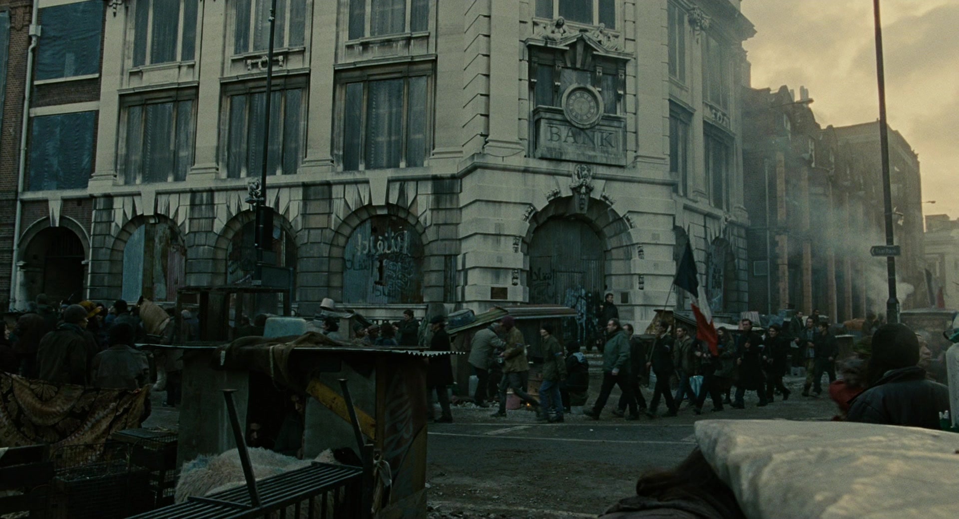 Children of Men (2006), wide, 1.85:1 — film still