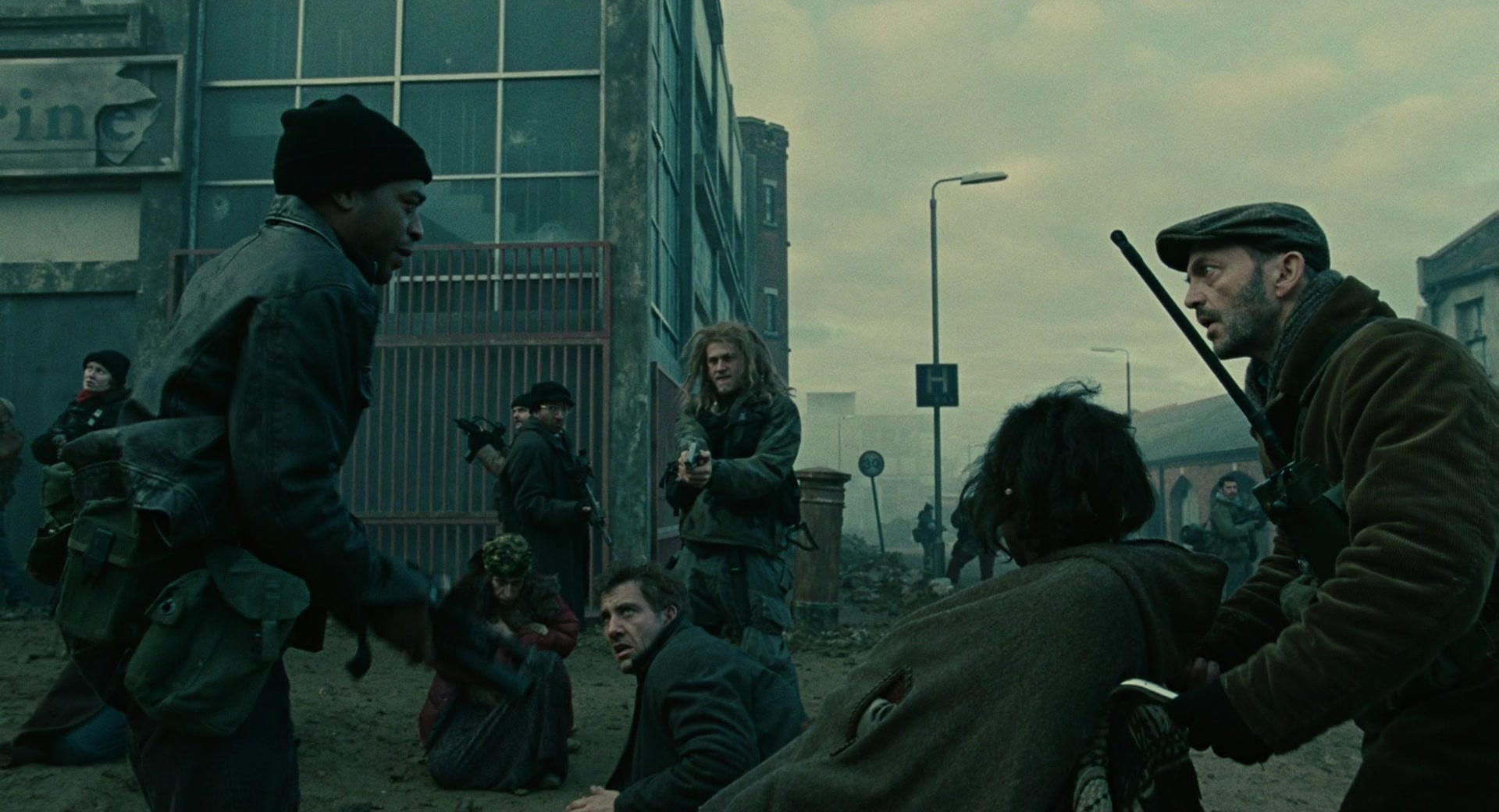 Children of Men (2006), wide, 1.85:1 — film still