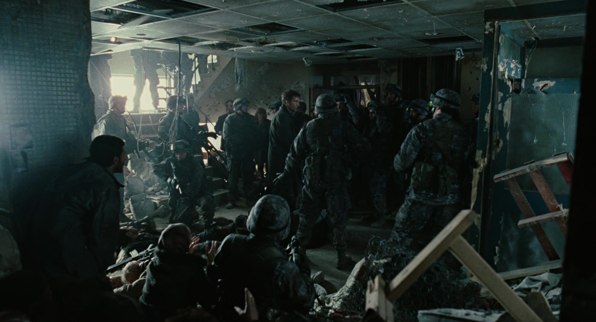 Children of Men (2006), wide, 1.85:1 — film still