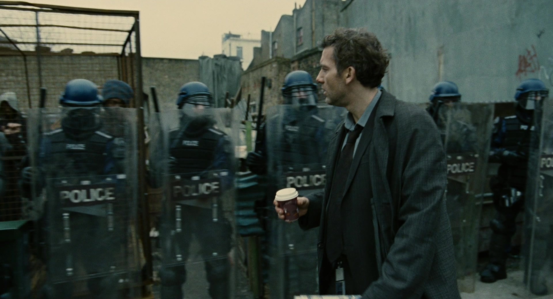 Children of Men (2006), wide, 1.85:1 — film still