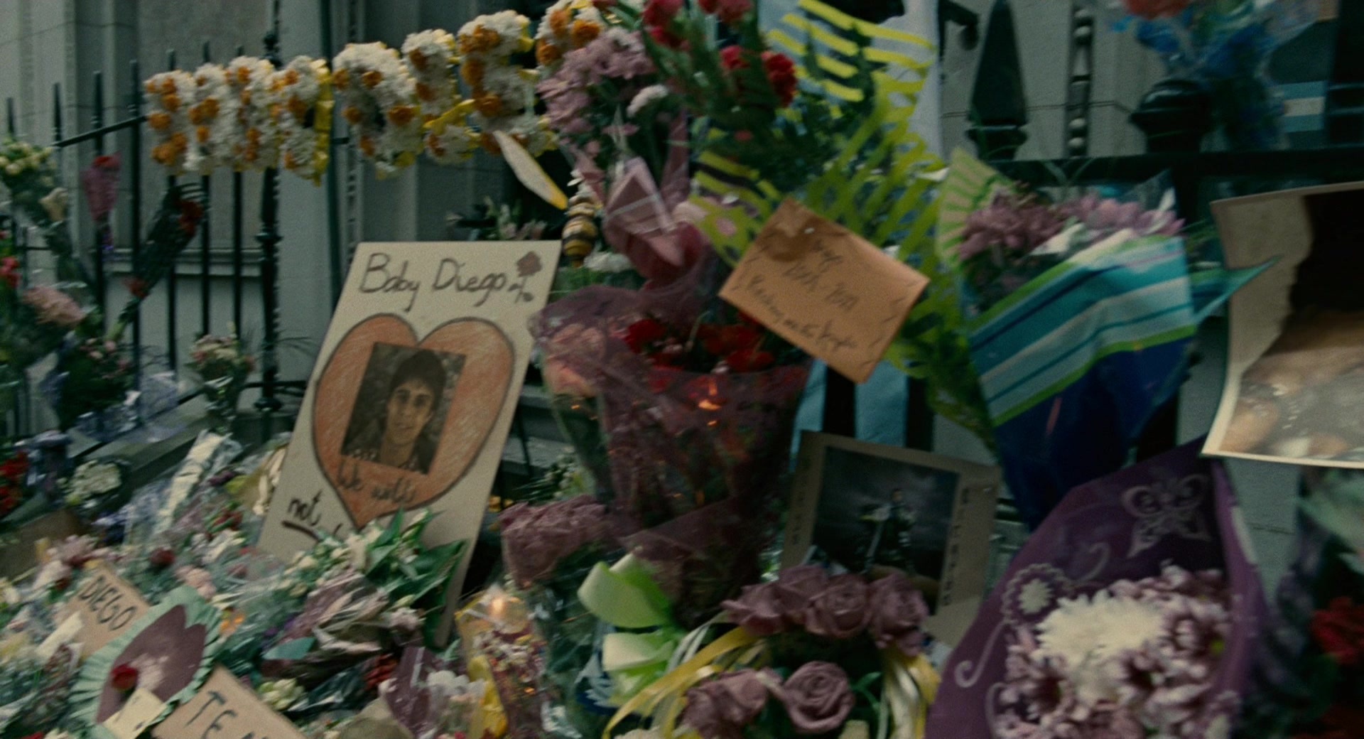 Children of Men (2006), wide, 1.85:1 — film still