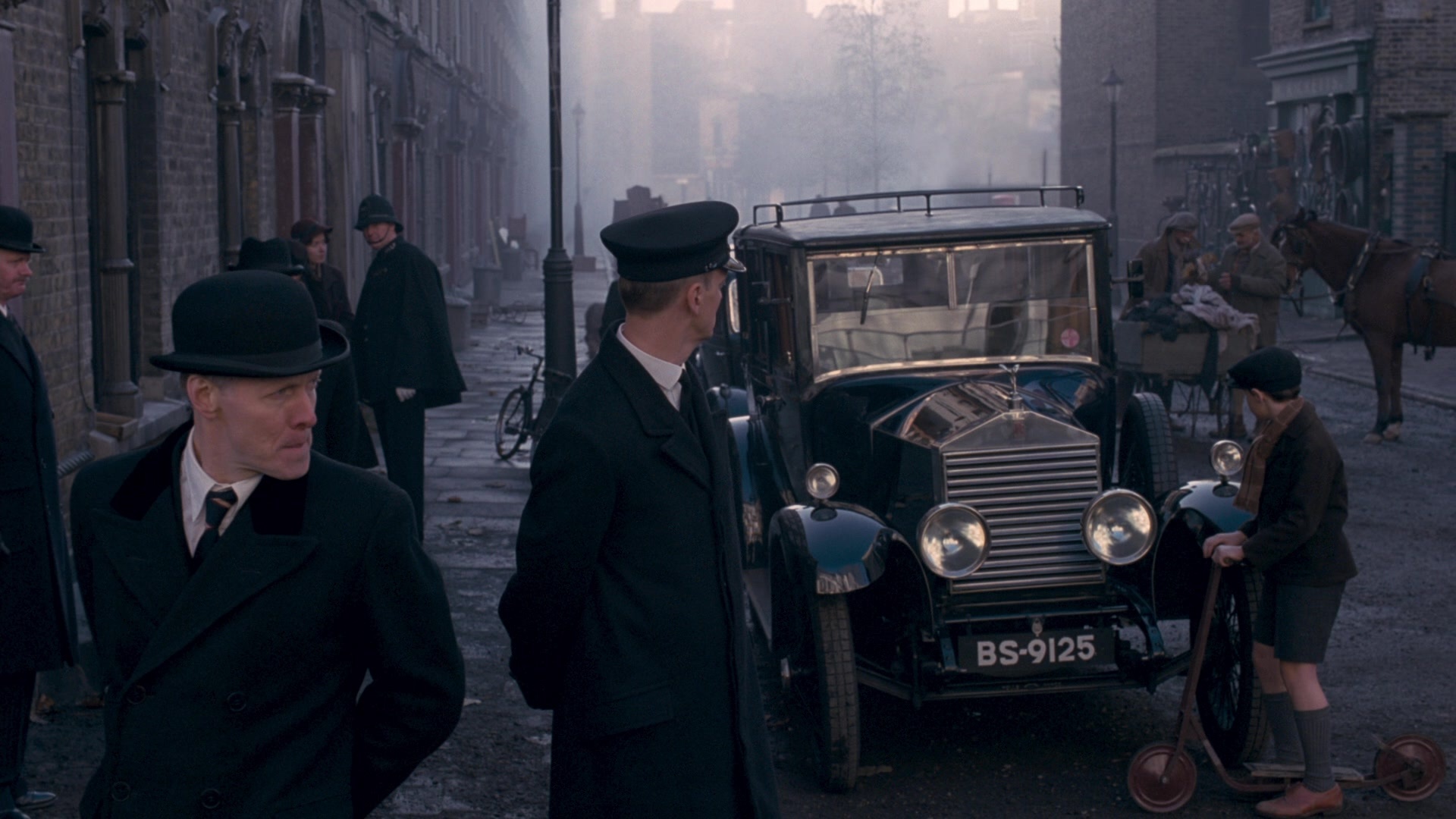 The King's Speech (2010), wide, 1.78:1 — film still