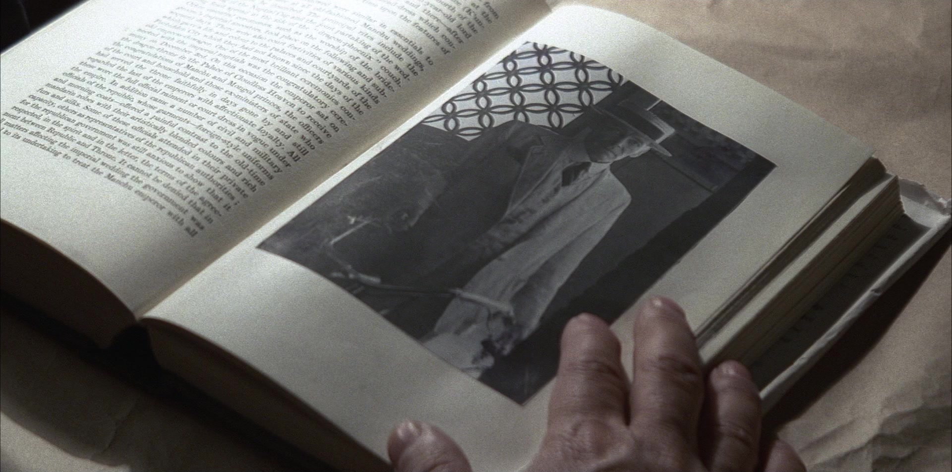 The Last Emperor (1987), wide, 2.02:1 — film still