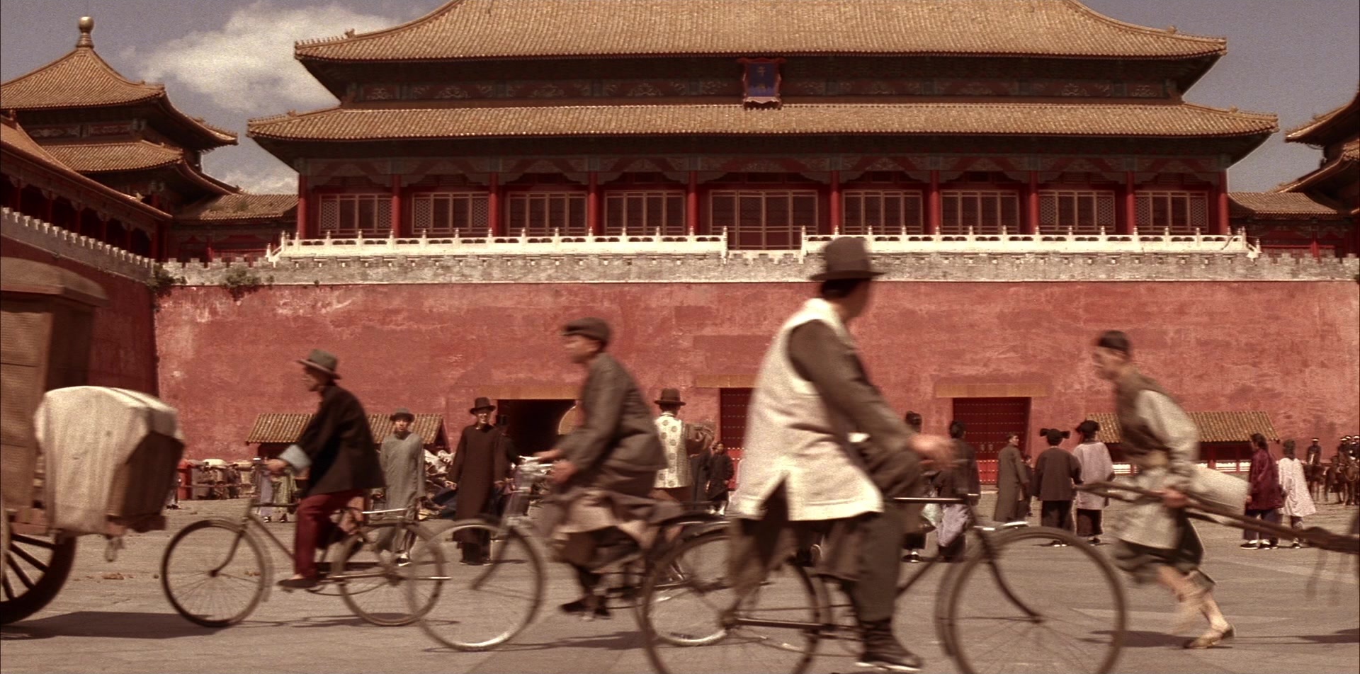 The Last Emperor (1987), wide, 2.02:1 — film still