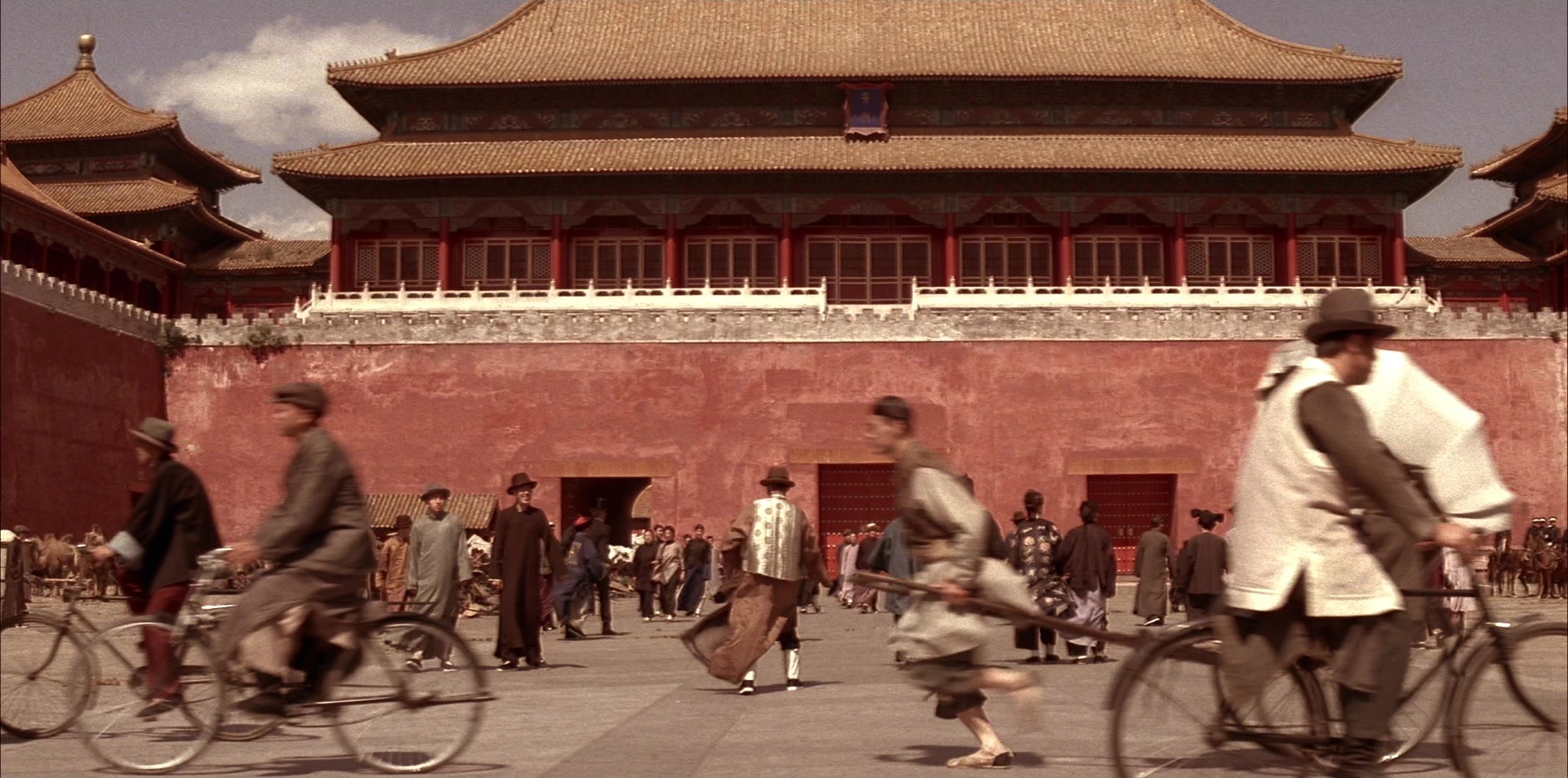 The Last Emperor (1987), wide, 2.02:1 — film still
