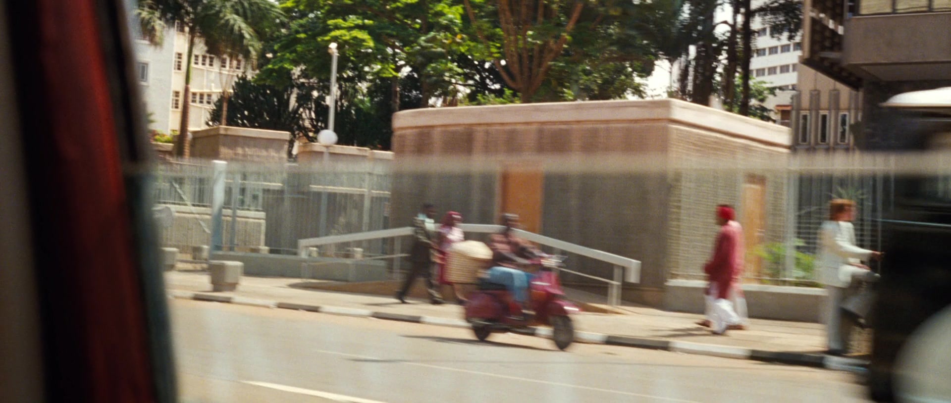The Last King of Scotland (2006), wide, 2.36:1 — film still
