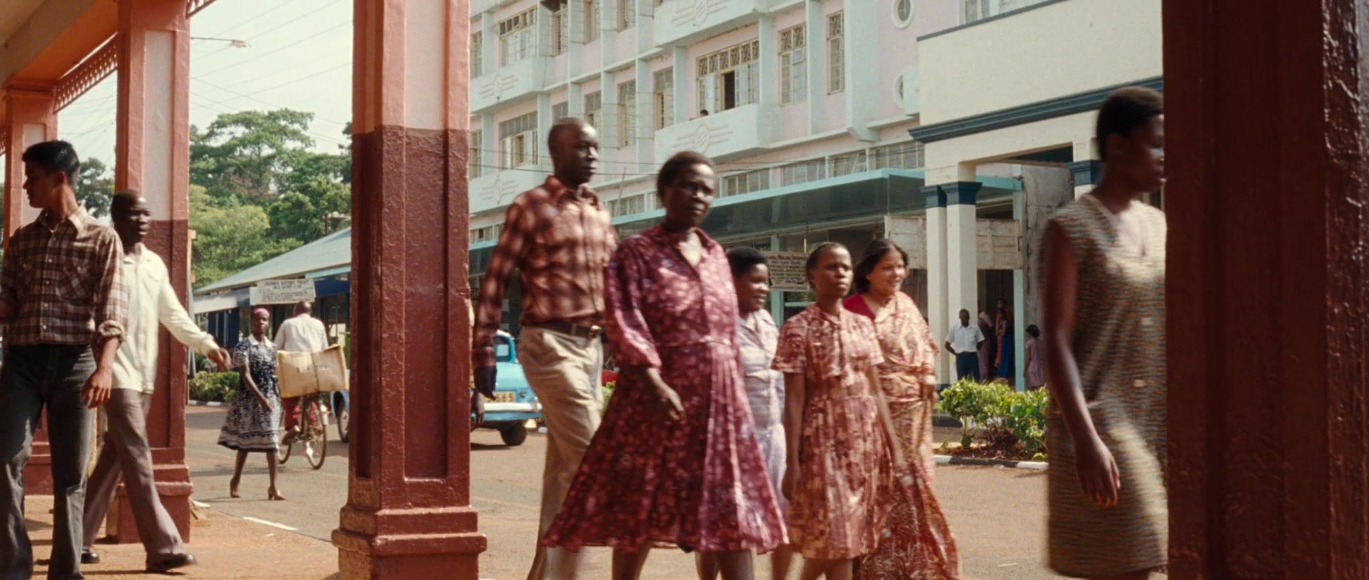 The Last King of Scotland (2006), wide, 2.36:1 — film still