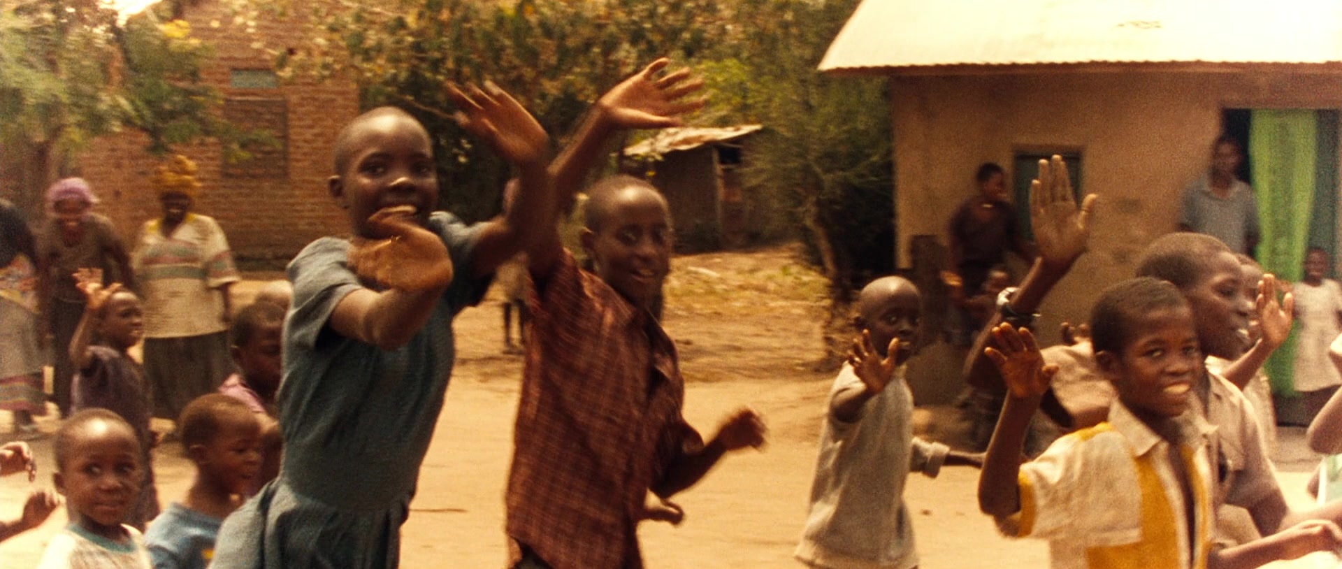 The Last King of Scotland (2006), wide, 2.36:1 — film still
