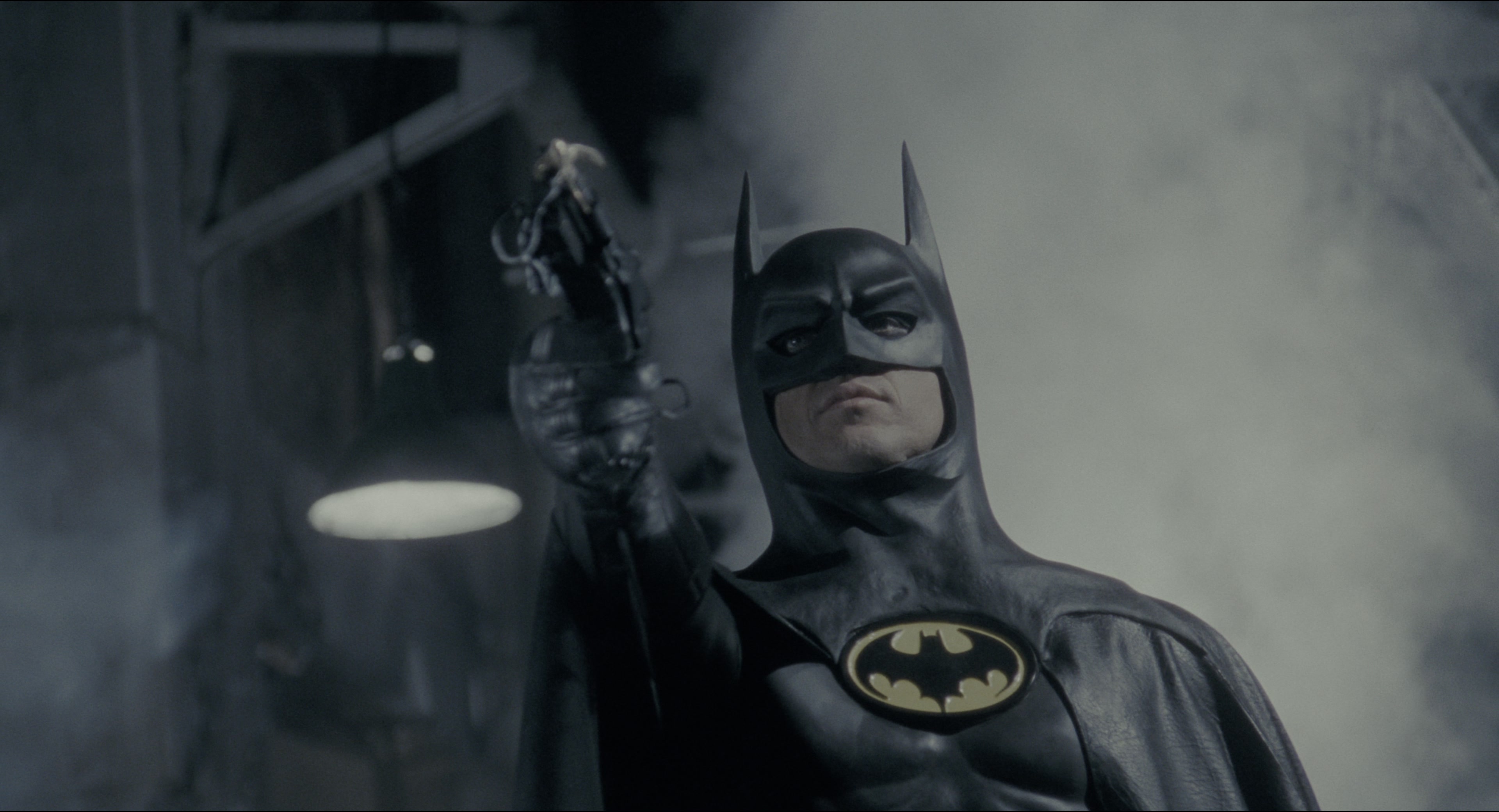 Batman (1989), wide, 1.85:1 — film still