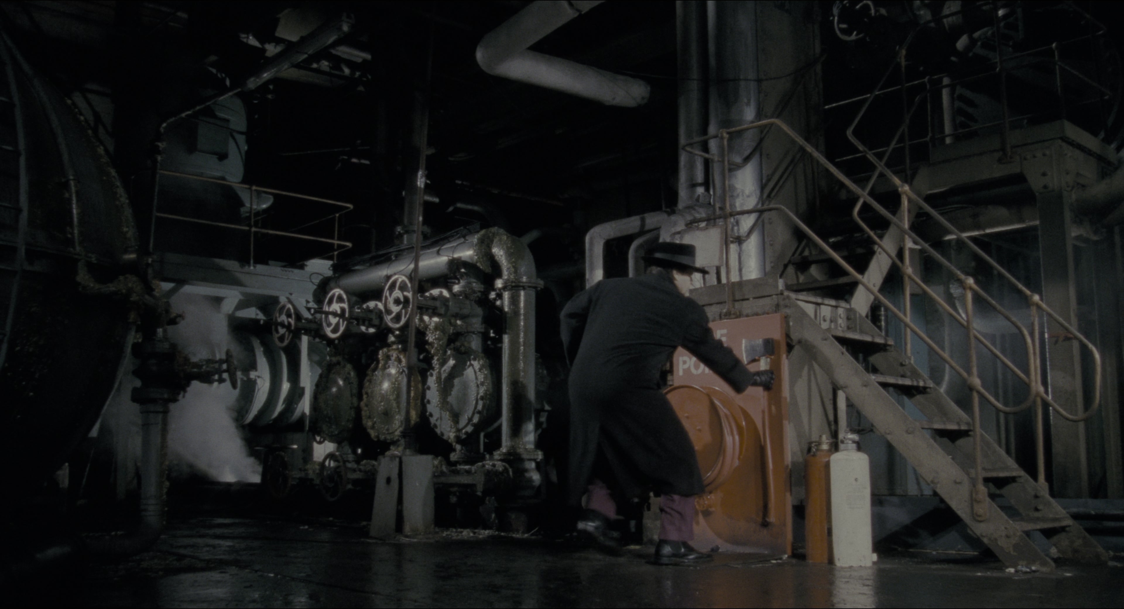 Batman (1989), wide, 1.85:1 — film still