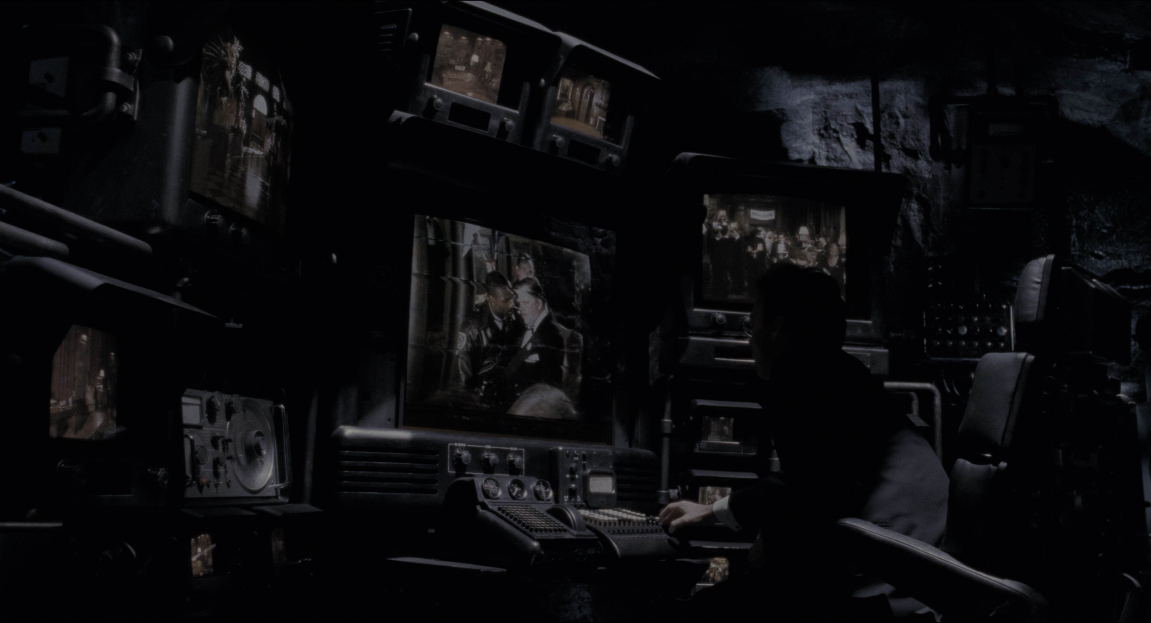 Batman (1989), wide, 1.85:1 — film still