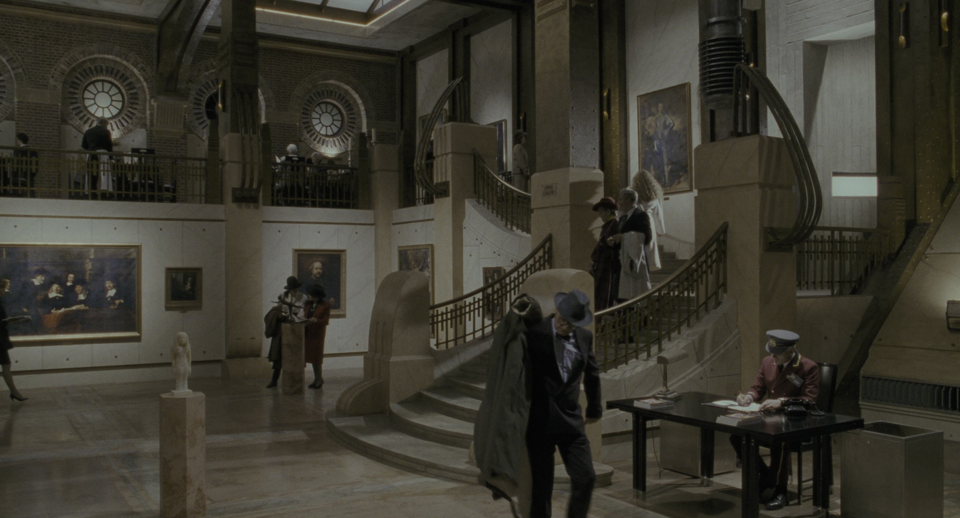 Batman (1989), wide, 1.85:1 — film still