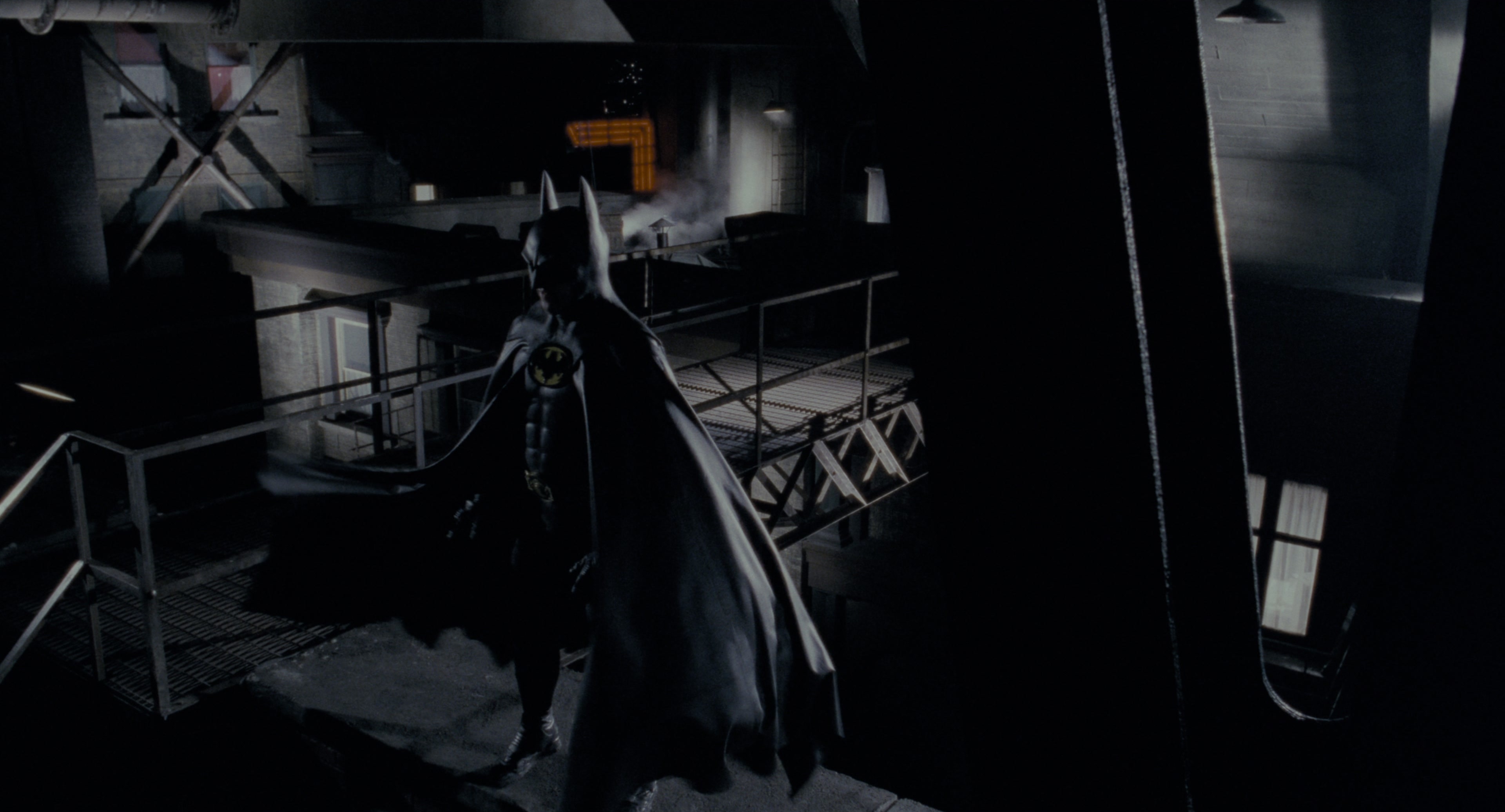 Batman (1989), wide, 1.85:1 — film still