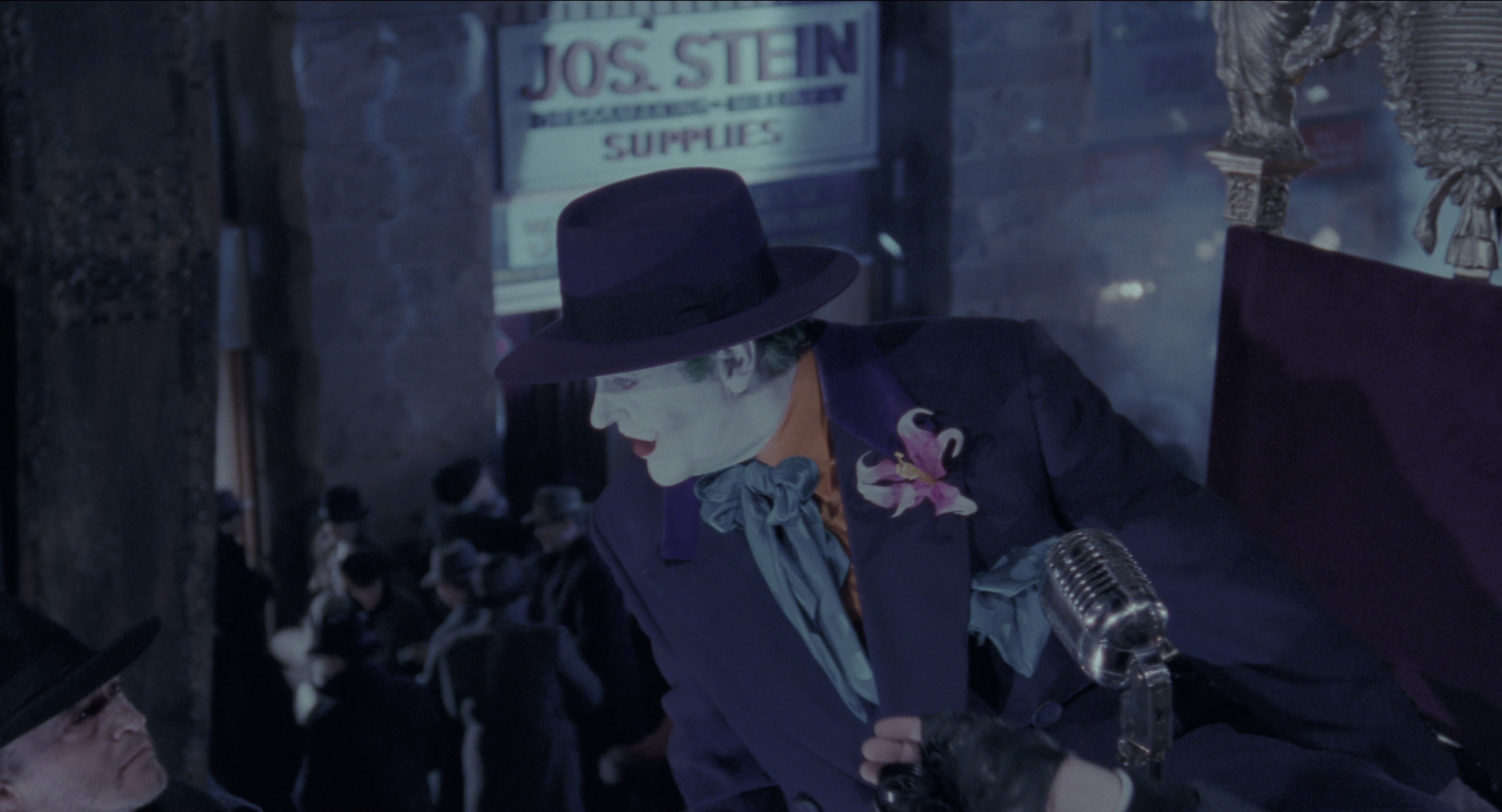 Batman (1989), wide, 1.85:1 — film still