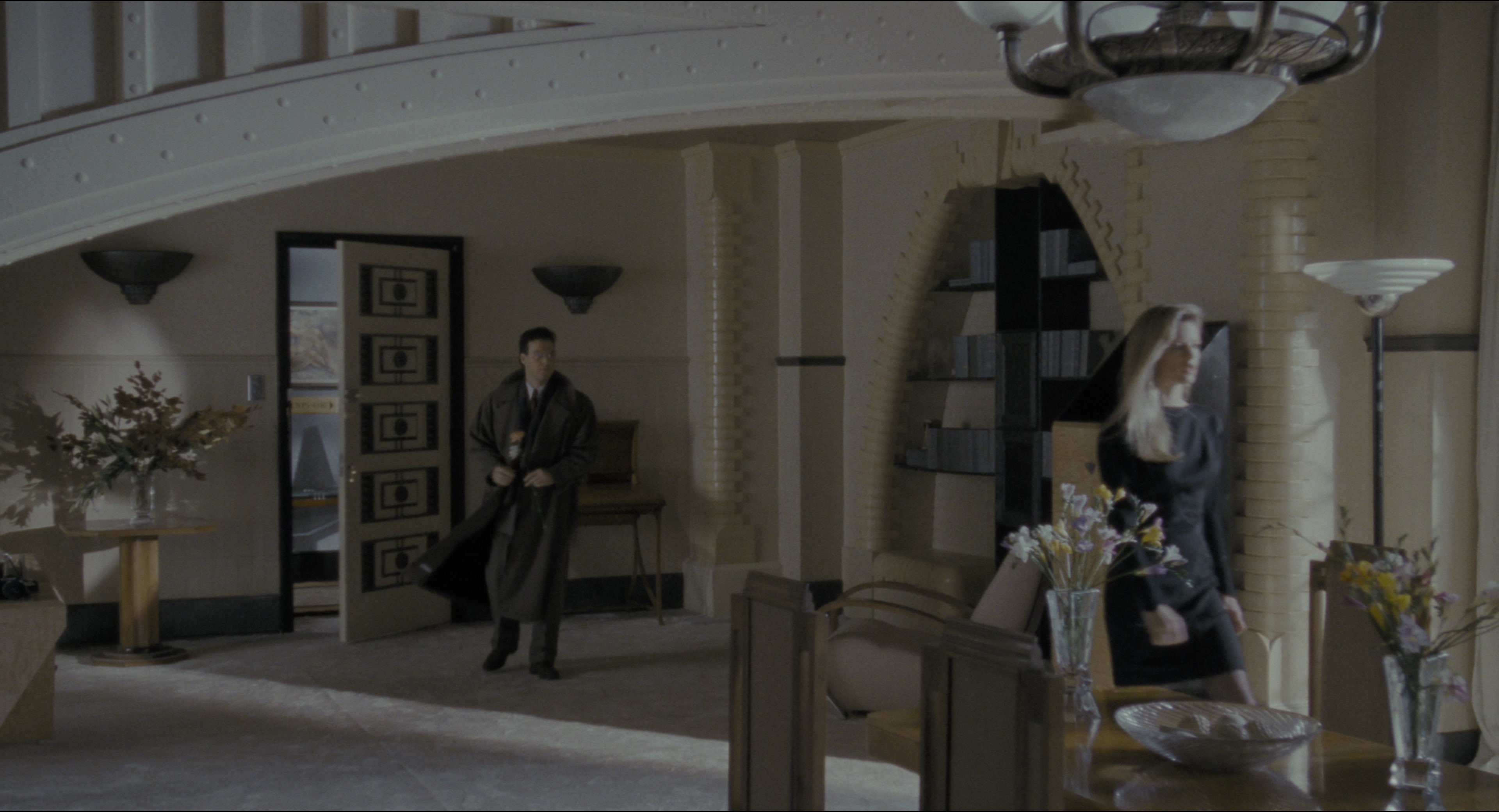 Batman (1989), wide, 1.85:1 — film still