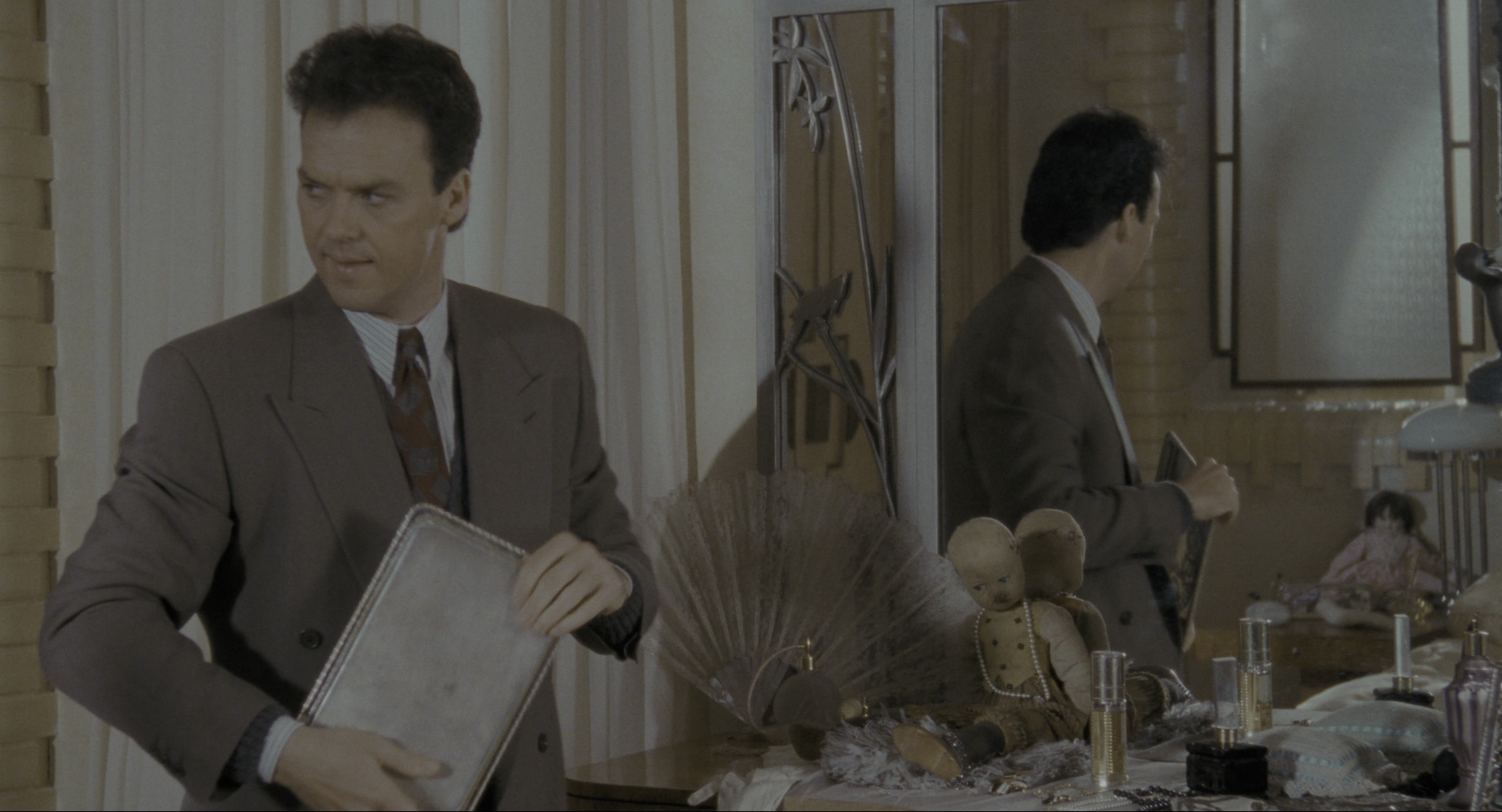 Batman (1989), wide, 1.85:1 — film still