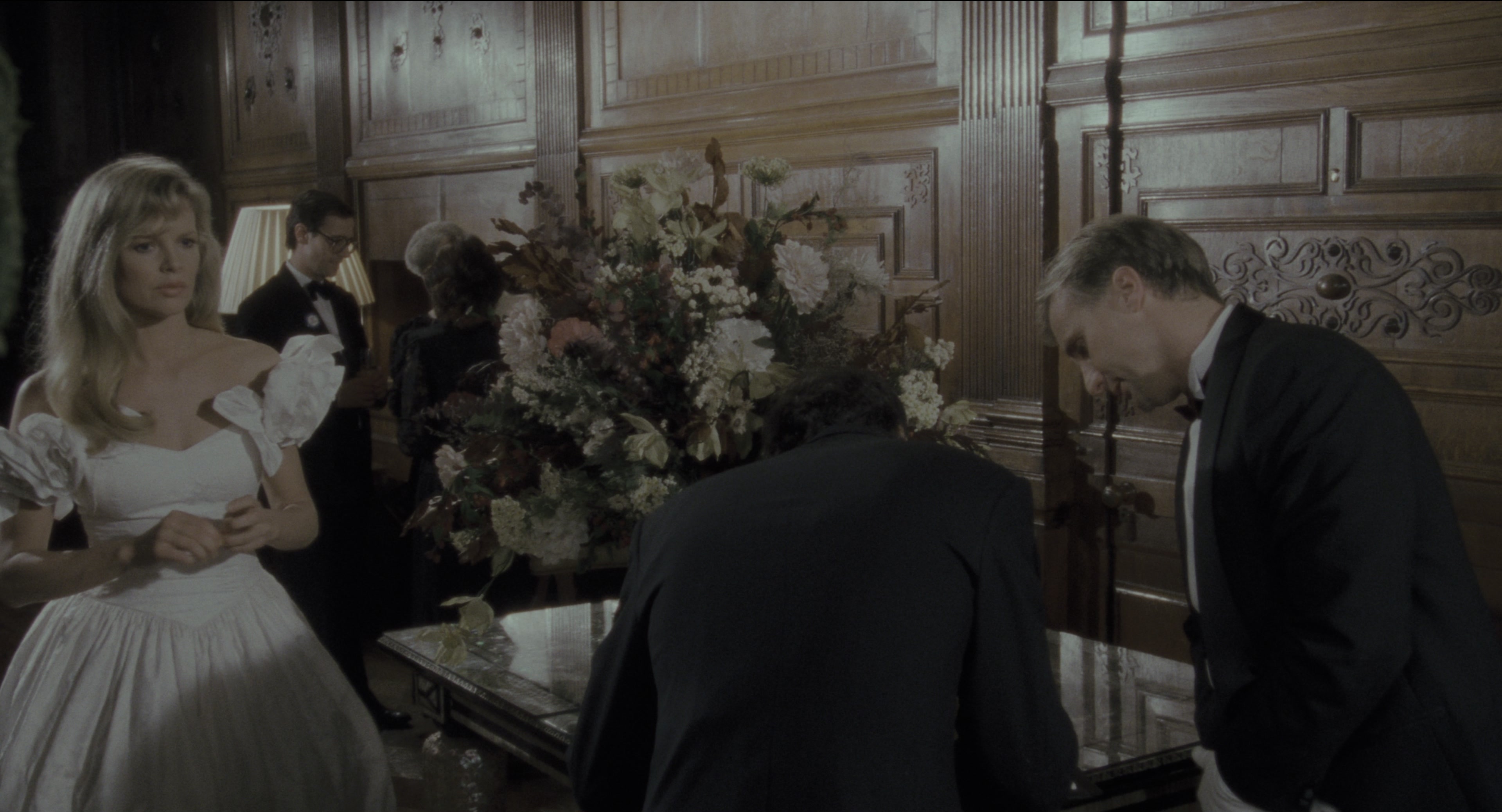Batman (1989), wide, 1.85:1 — film still
