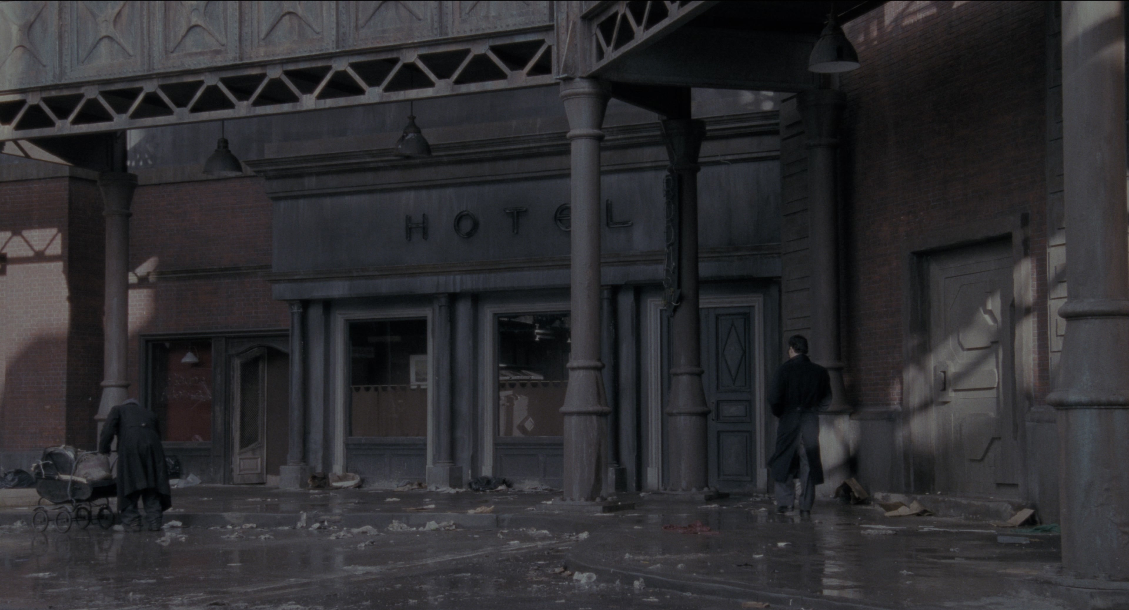 Batman (1989), wide, 1.85:1 — film still