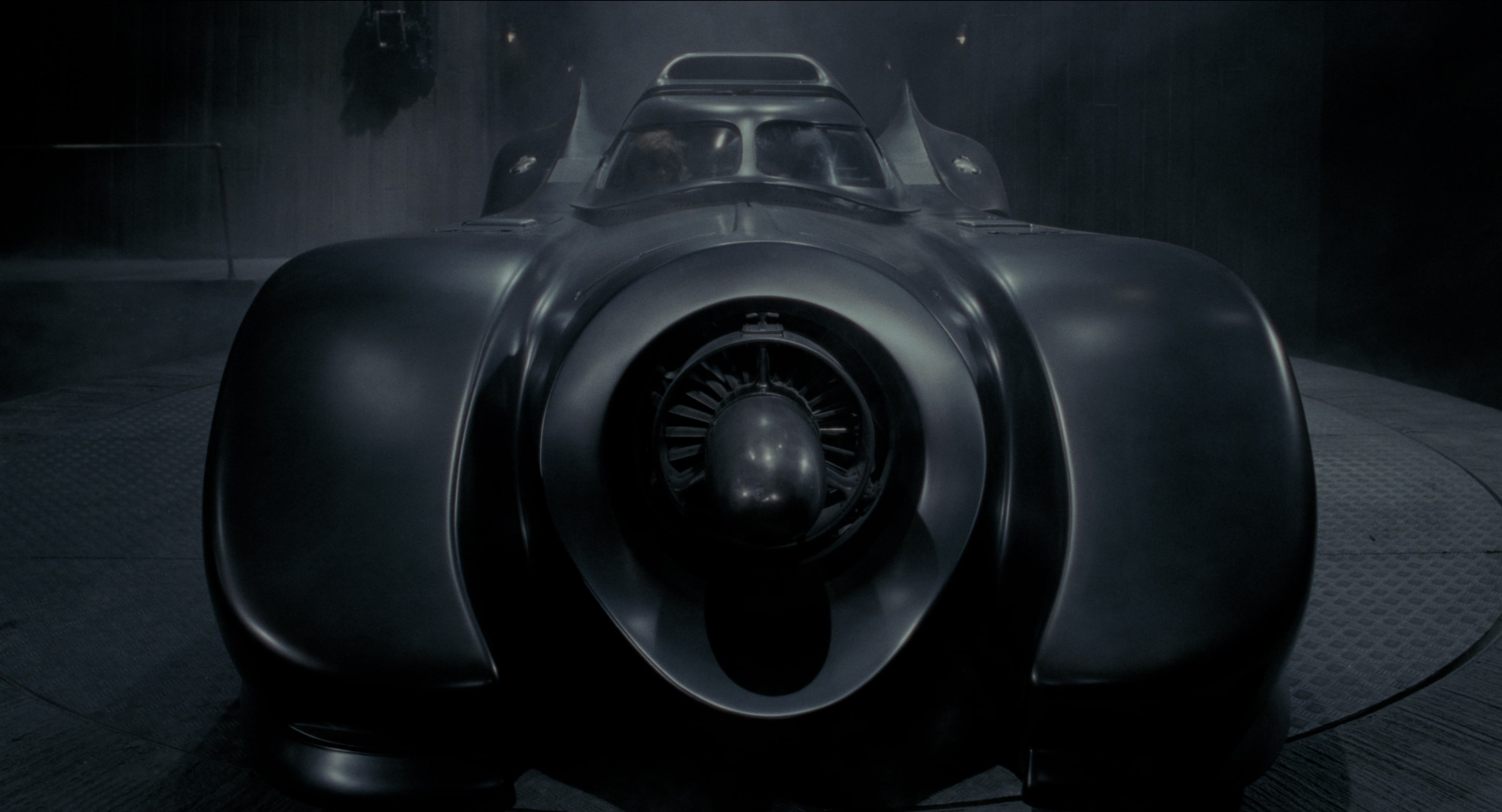 Batman (1989), wide, 1.85:1 — film still