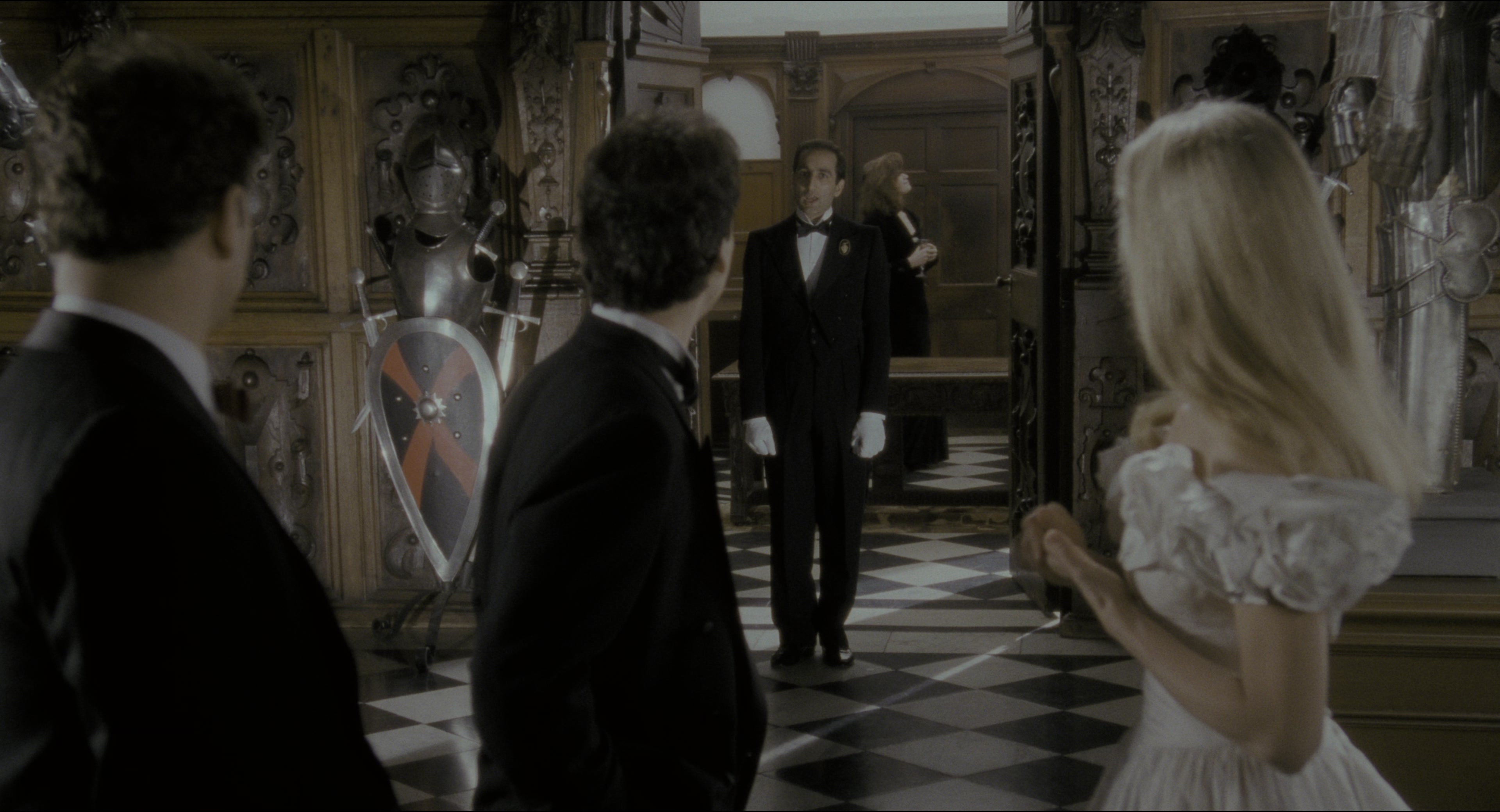 Batman (1989), wide, 1.85:1 — film still
