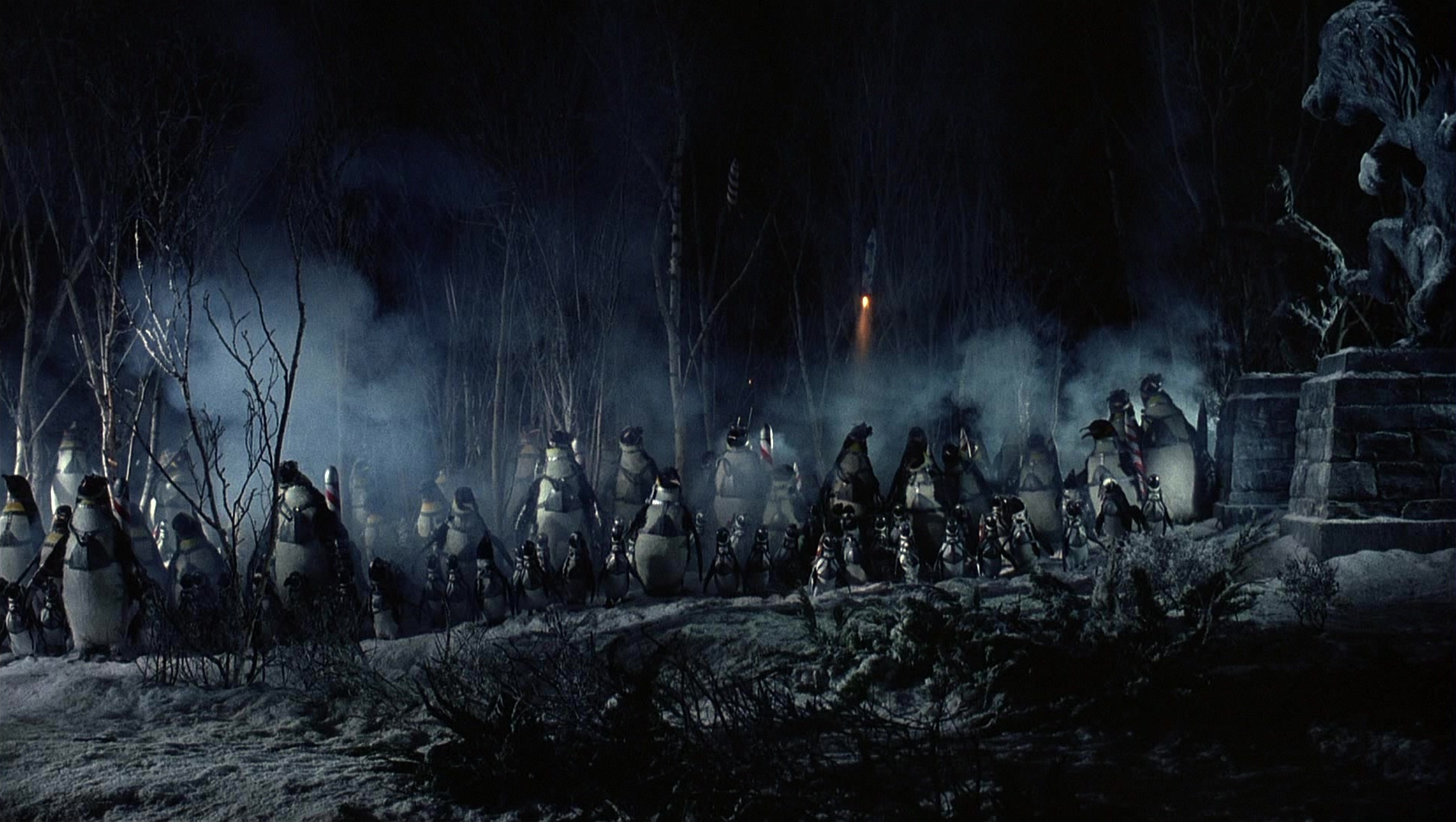 Batman Returns (1992), wide, 1.77:1 — film still