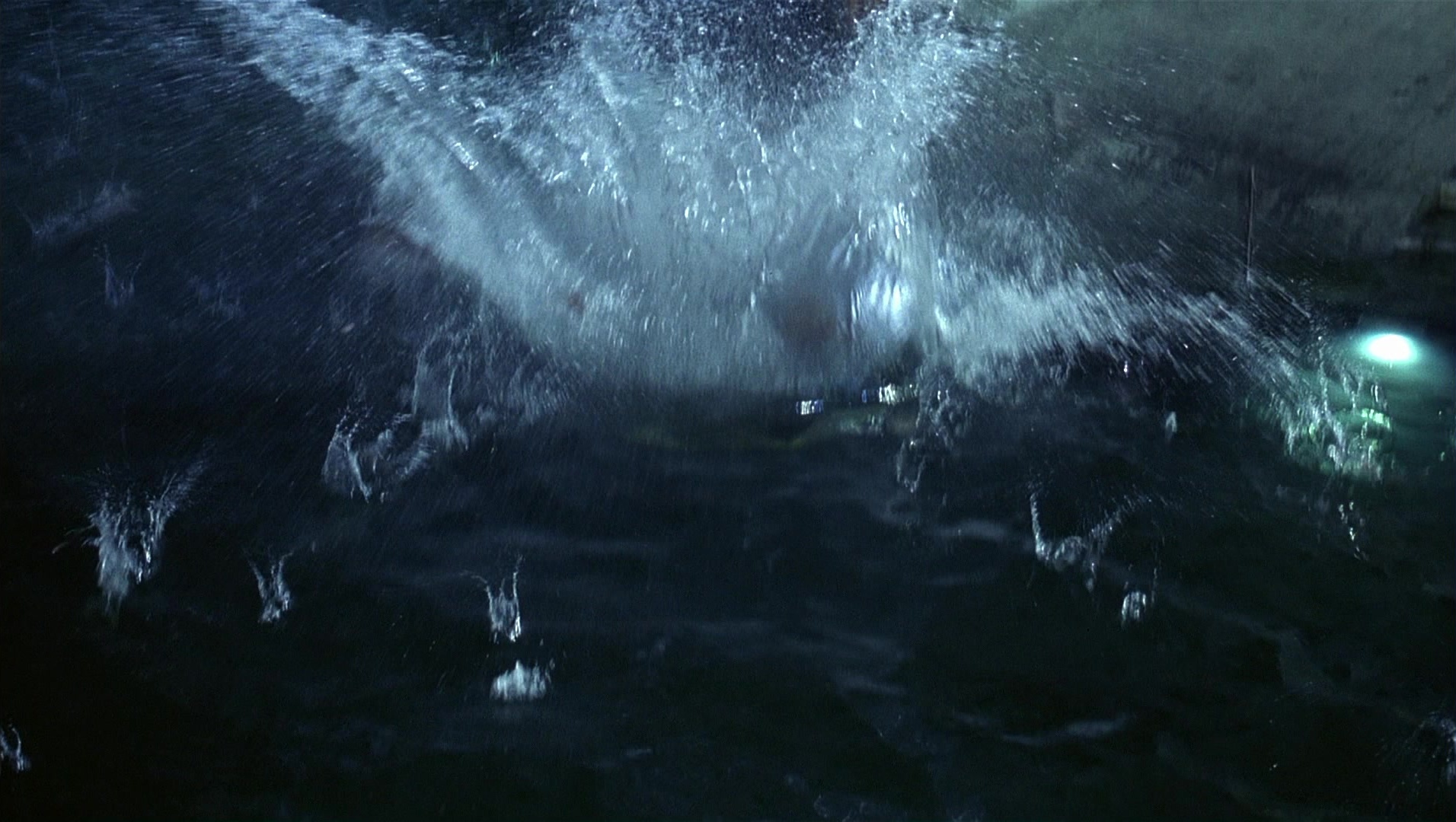 Batman Returns (1992), unknown, 1.77:1 — film still