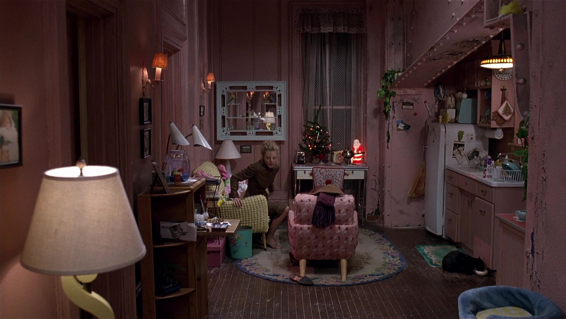 Batman Returns (1992), wide, 1.77:1 — film still