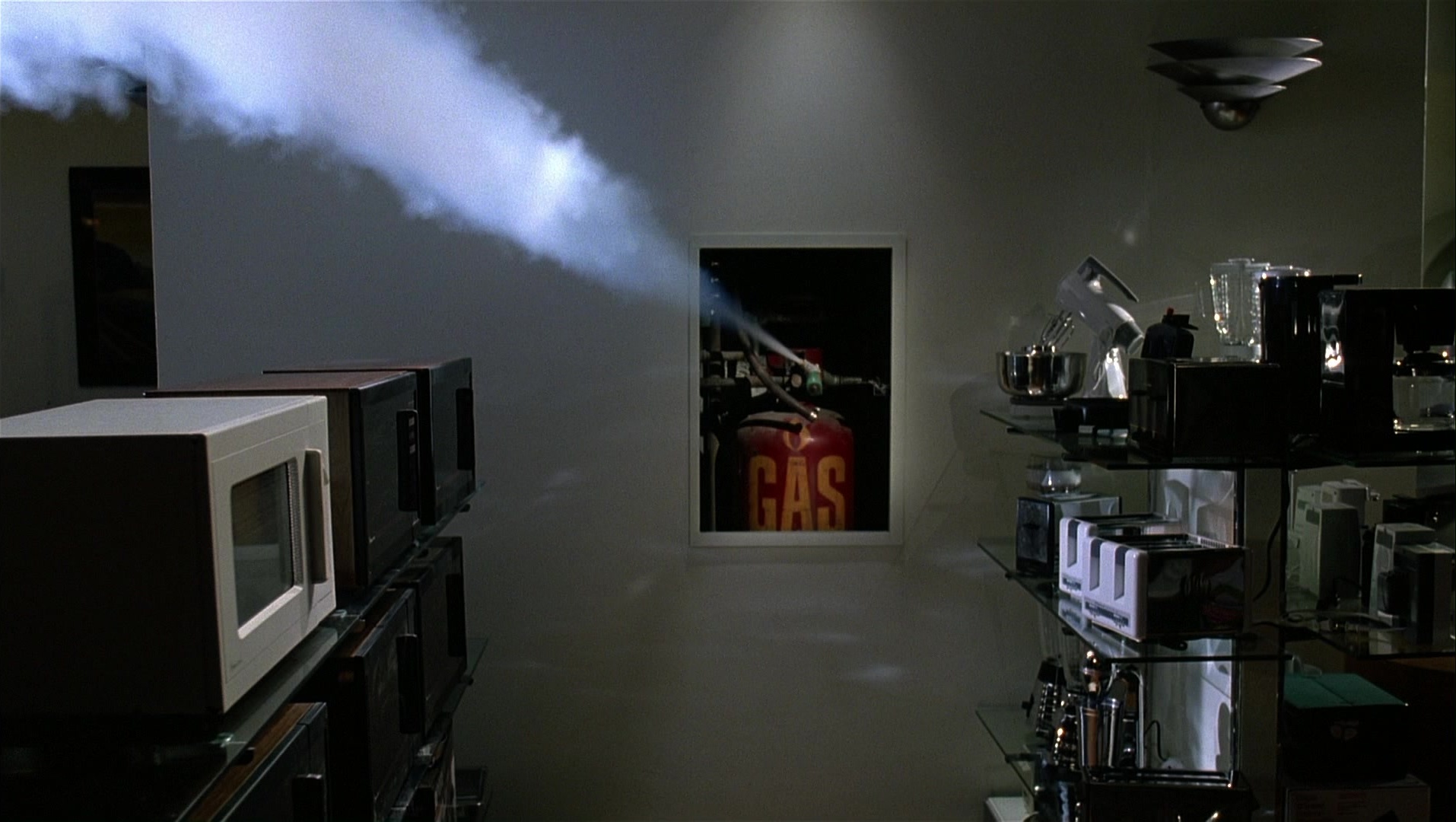 Batman Returns (1992), unknown, 1.77:1 — film still
