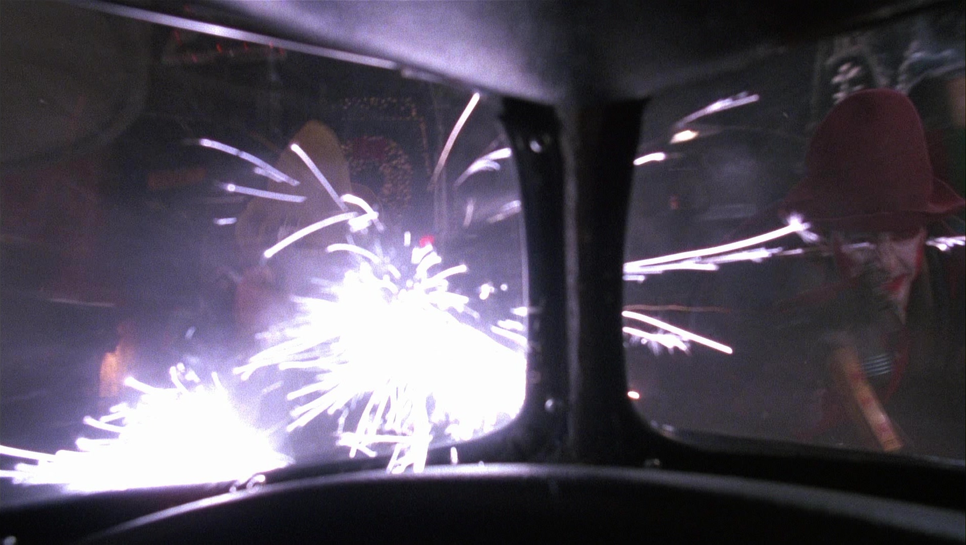 Batman Returns (1992), wide, 1.77:1 — film still