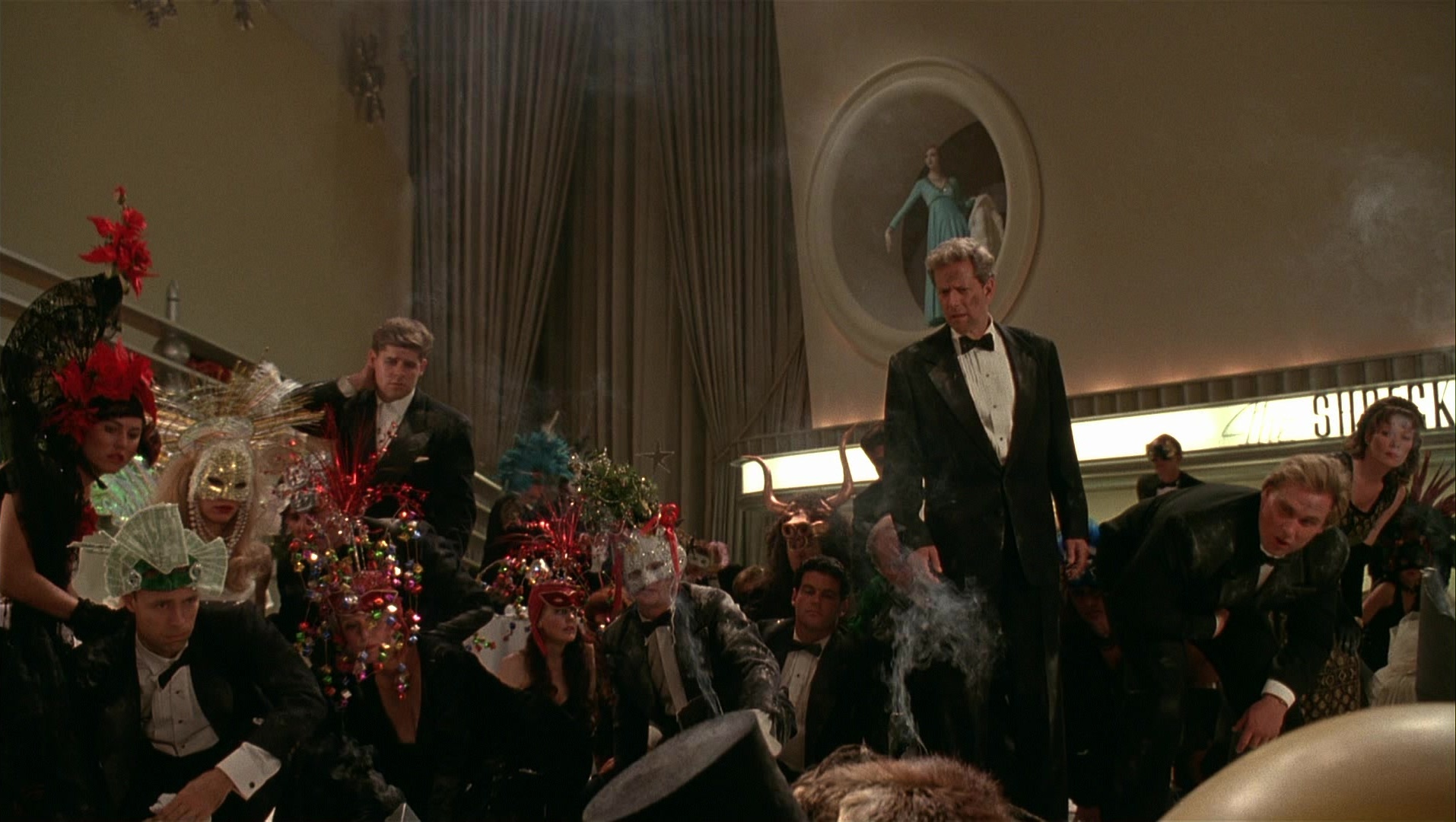 Batman Returns (1992), wide, 1.77:1 — film still