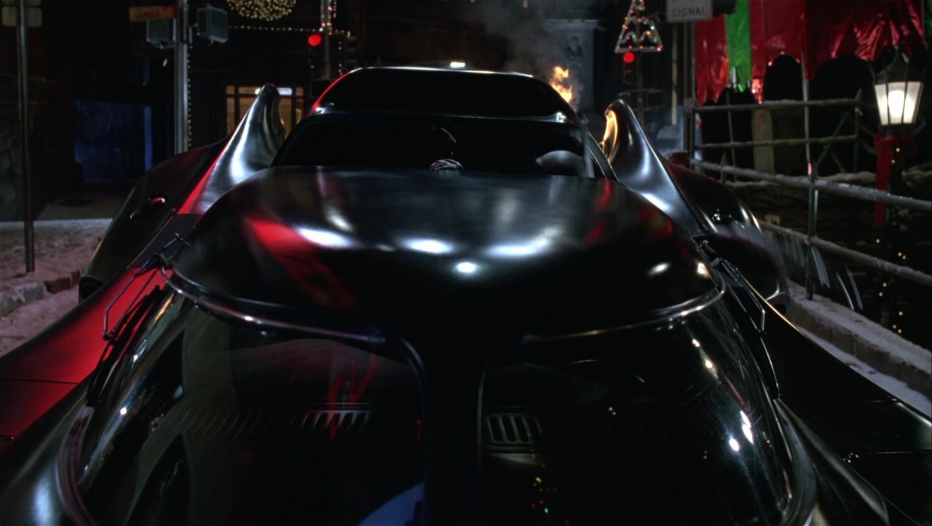 Batman Returns (1992), unknown, 1.77:1 — film still