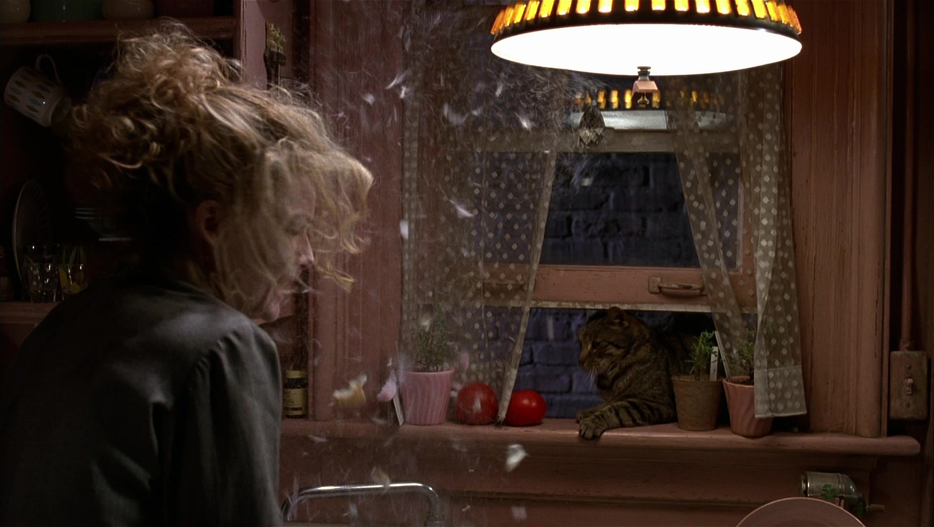 Batman Returns (1992), wide, 1.77:1 — film still