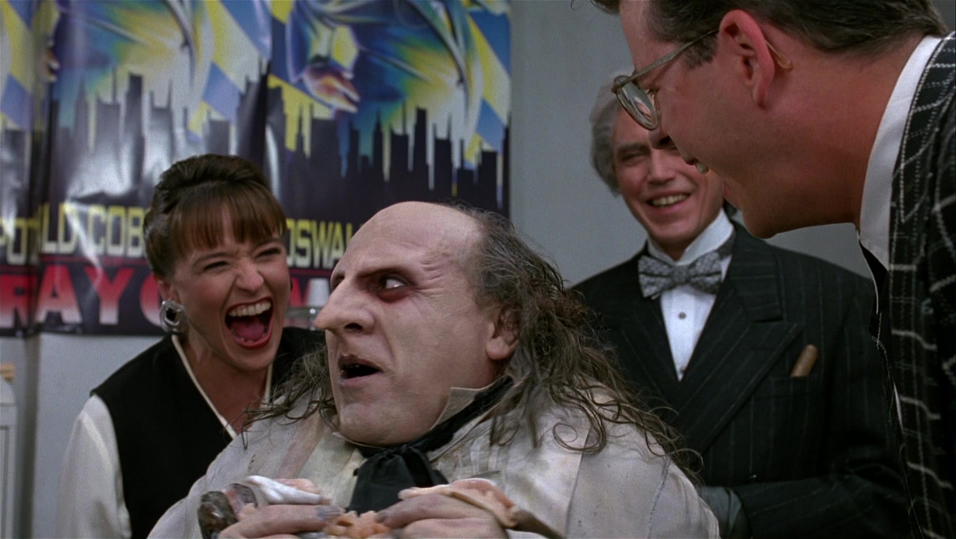 Batman Returns (1992), wide, 1.77:1 — film still
