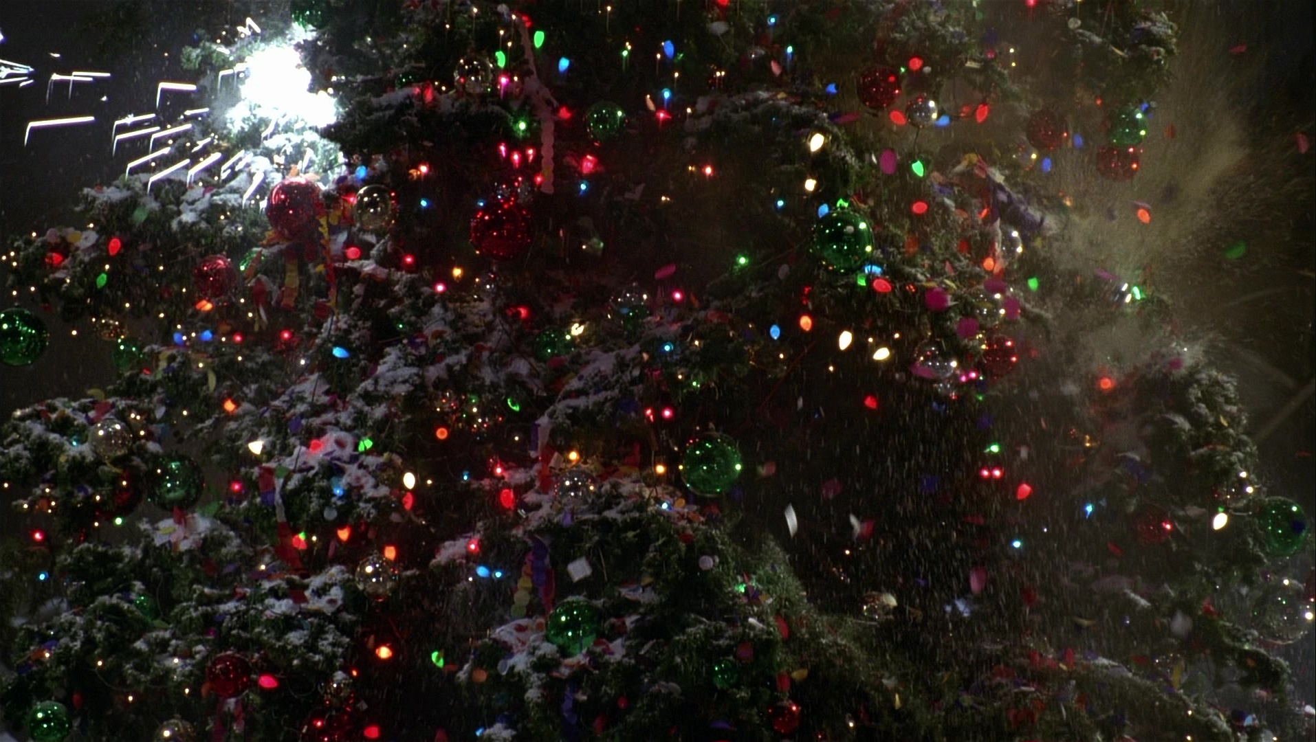 Batman Returns (1992), unknown, 1.77:1 — film still